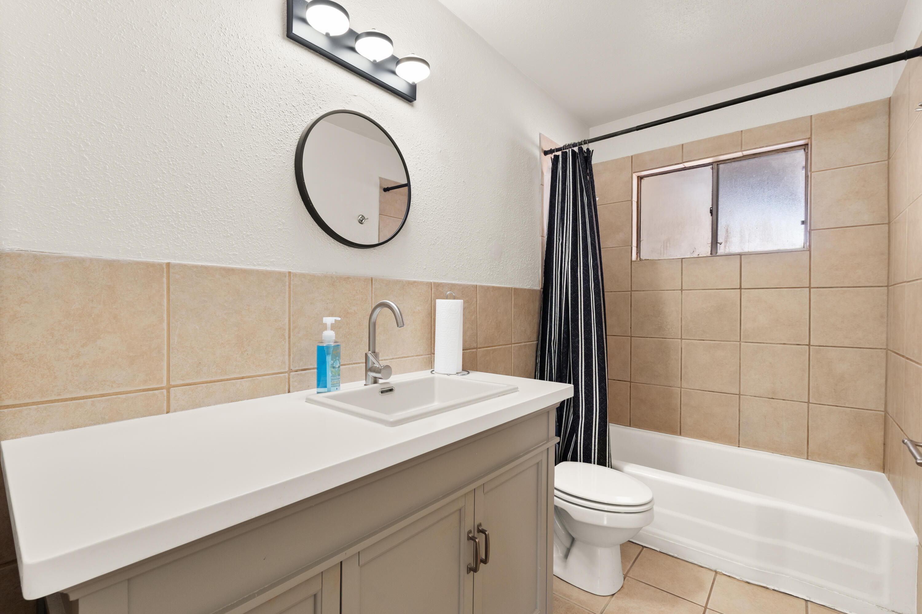 Photo 10 — 5944 Avenida La Barranca Place NW