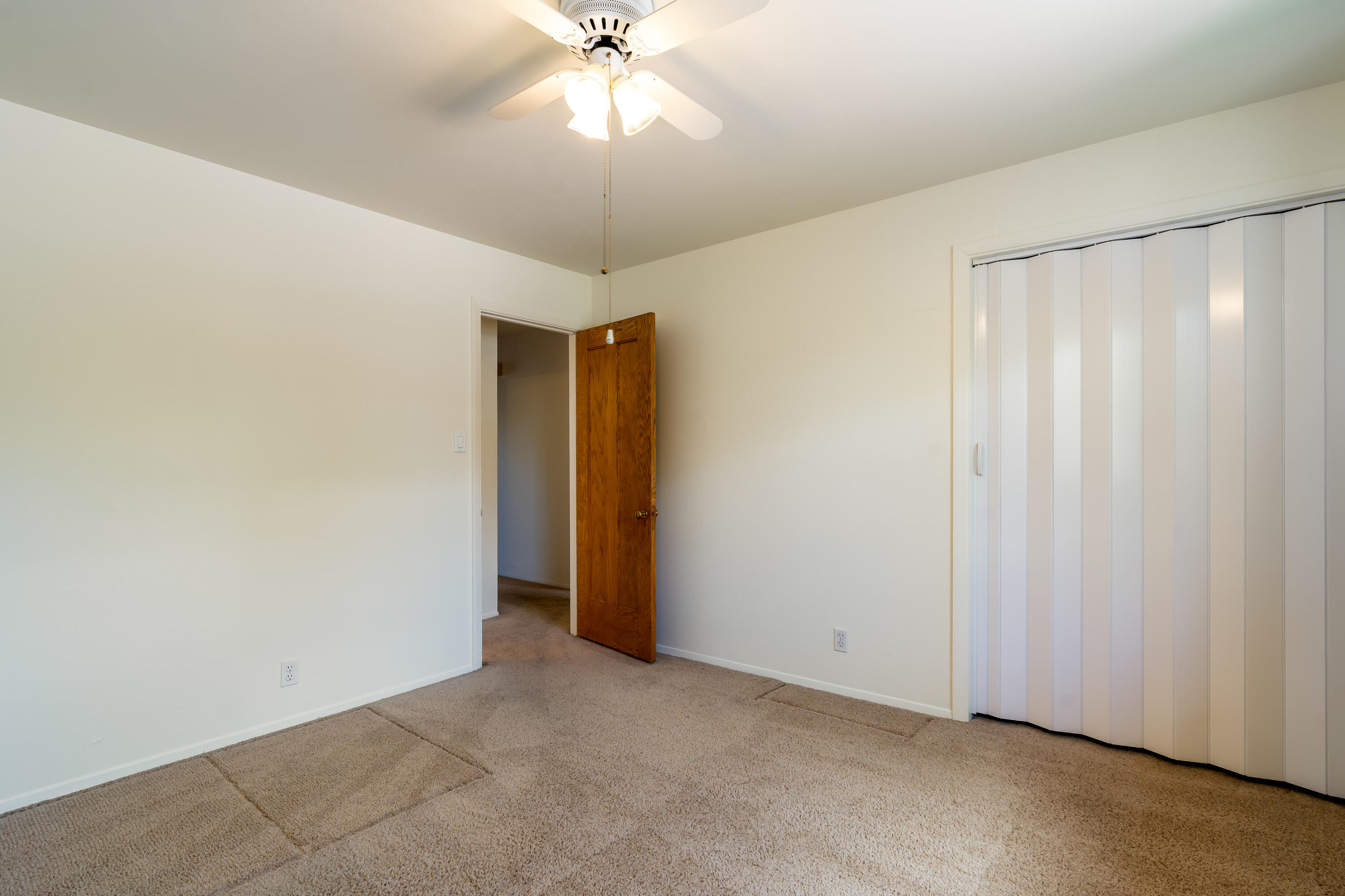 Photo 13 — 3616 Florida Street NE