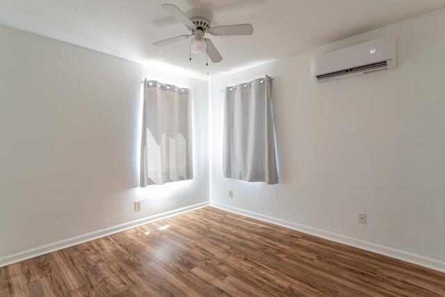 Photo 5 — 3520 Smith Avenue SE