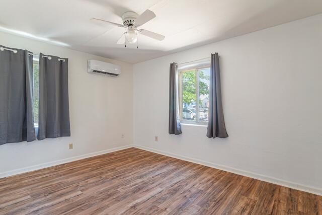 Photo 11 — 3520 Smith Avenue SE
