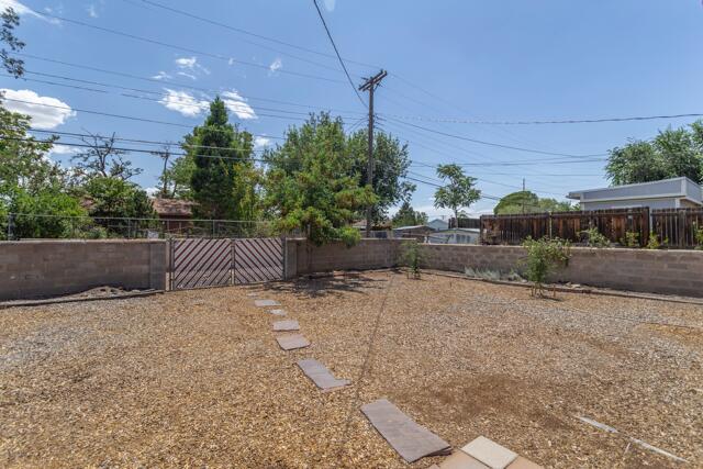Photo 16 — 3520 Smith Avenue SE