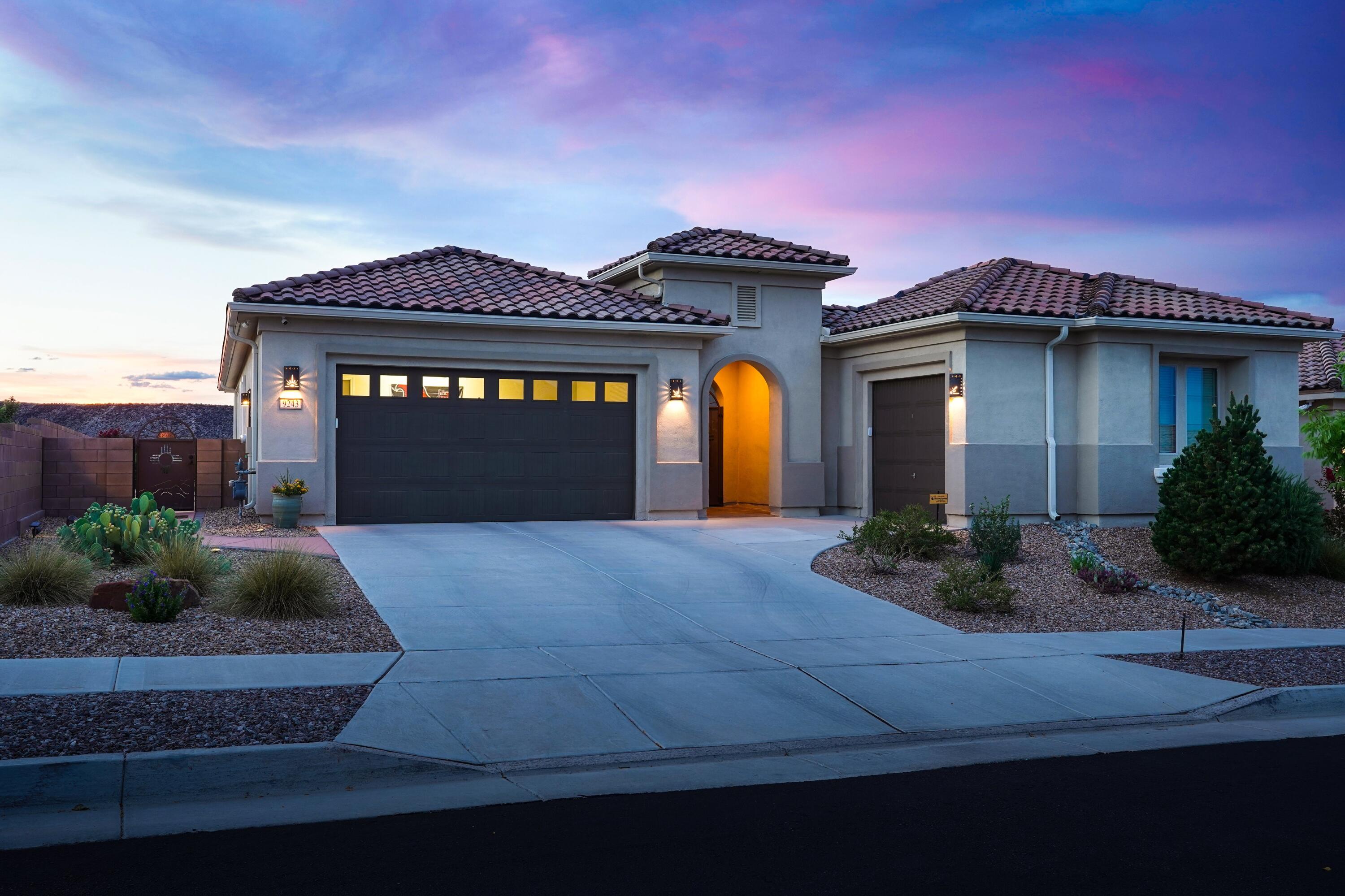 9243 Sugar Creek Lane NW, Albuquerque, NM 87120
