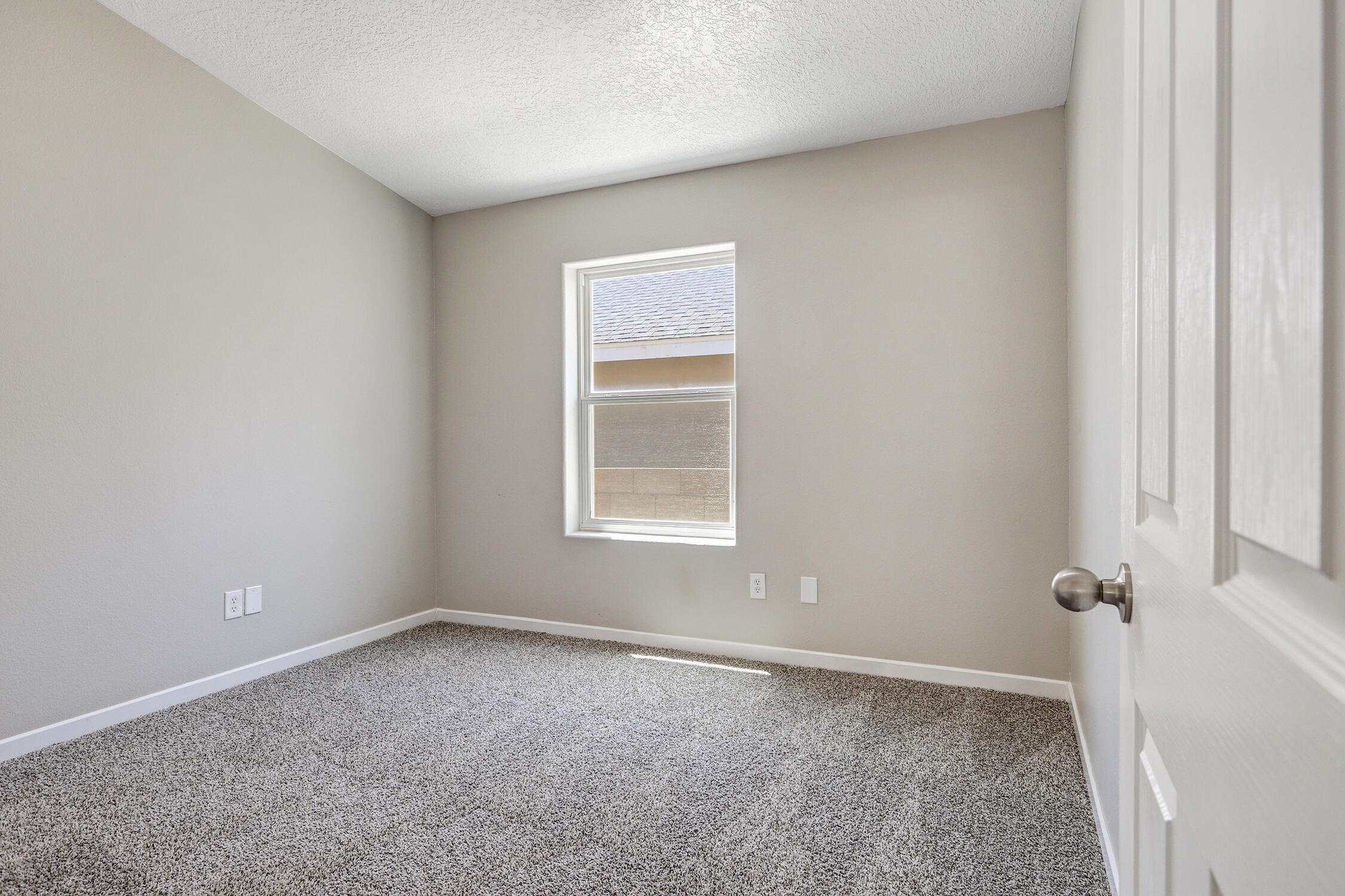Photo 10 — 1440 Reynosa Loop SE