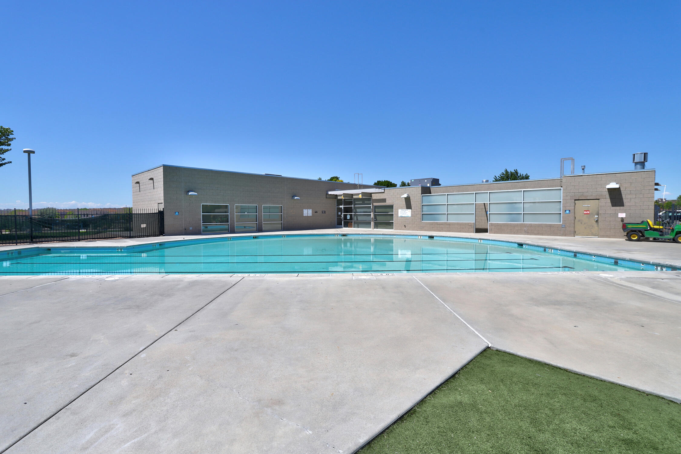 Photo 15 — 1440 Reynosa Loop SE