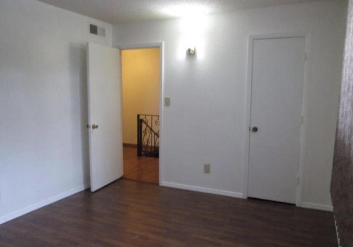 Photo 2 — 12000 Stilwell Drive NE APT C