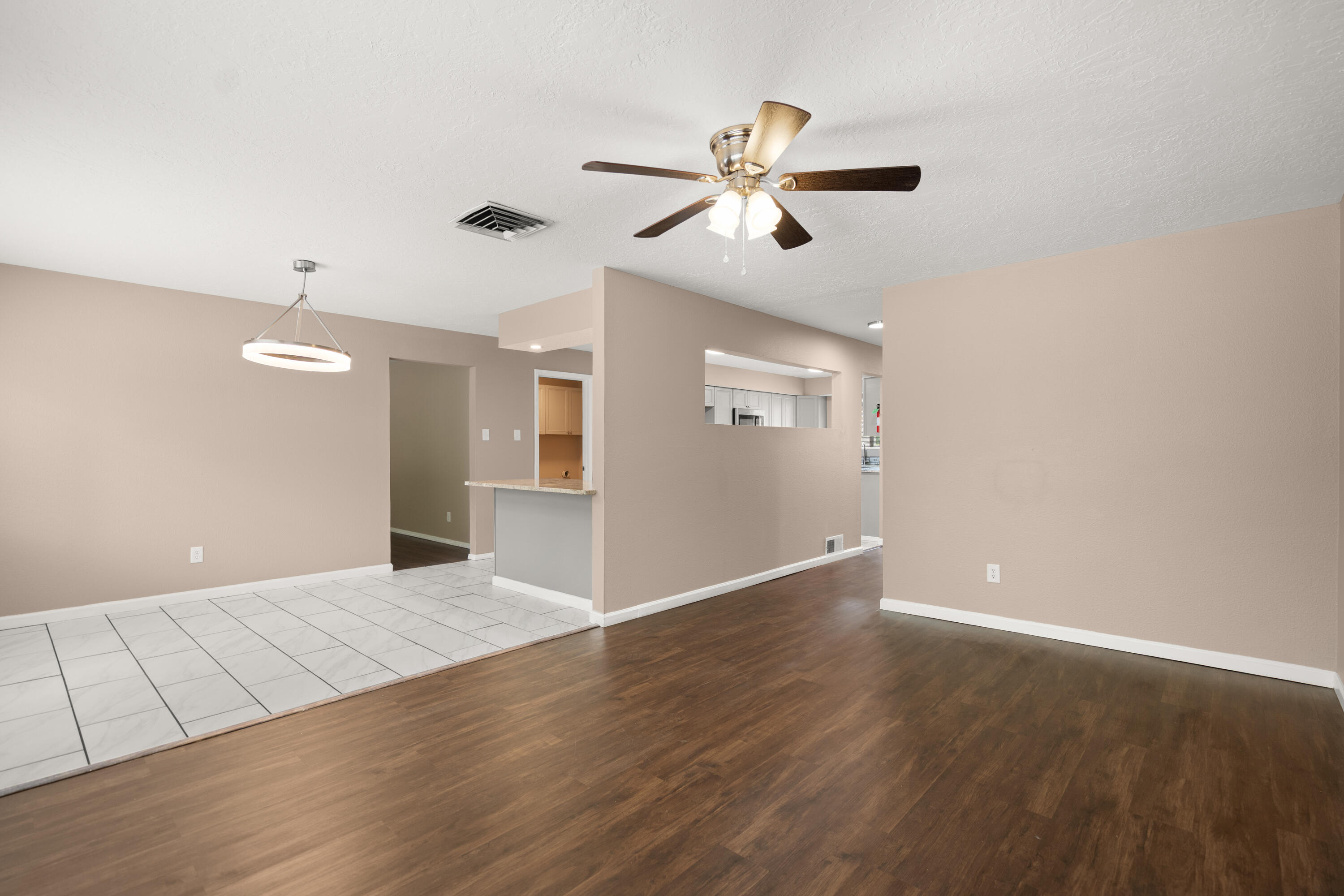 Photo 12 — 8114 Pickard Avenue NE