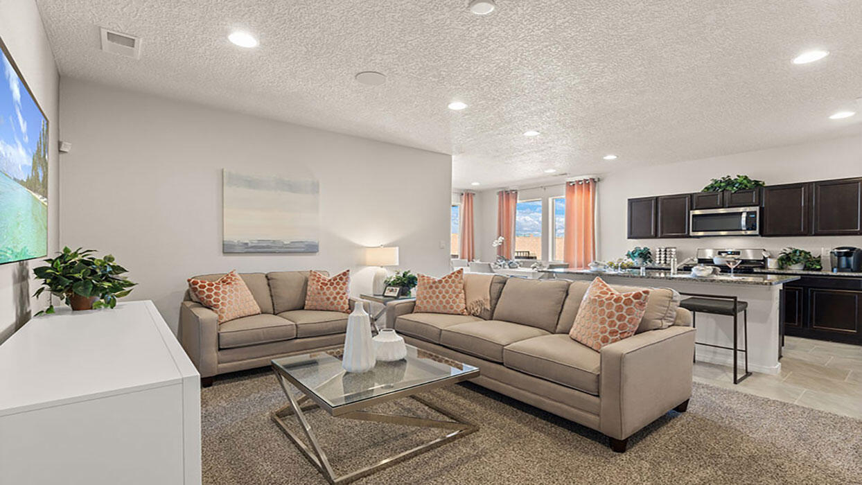 1500 Las Colinas Road NW, Los Lunas, NM 87031
