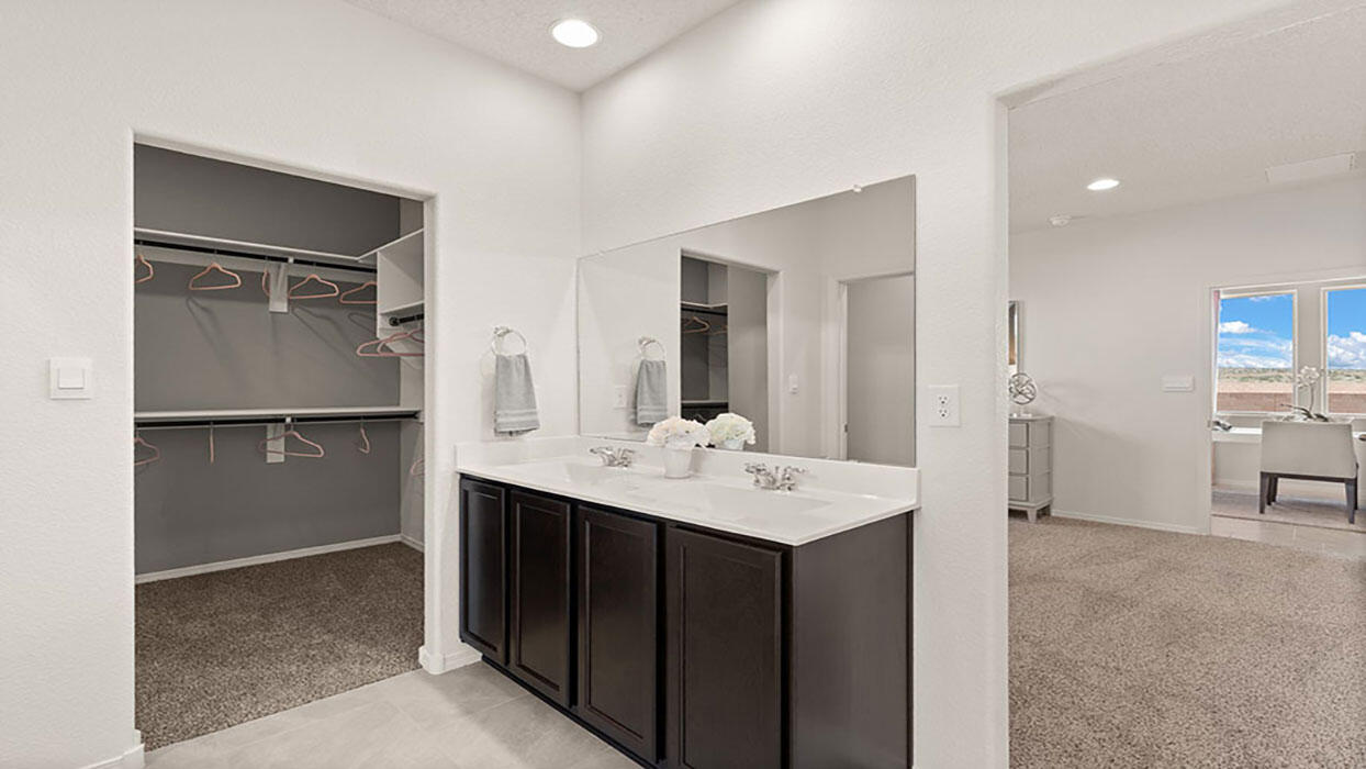 Photo 7 — 1500 Las Colinas Road NW