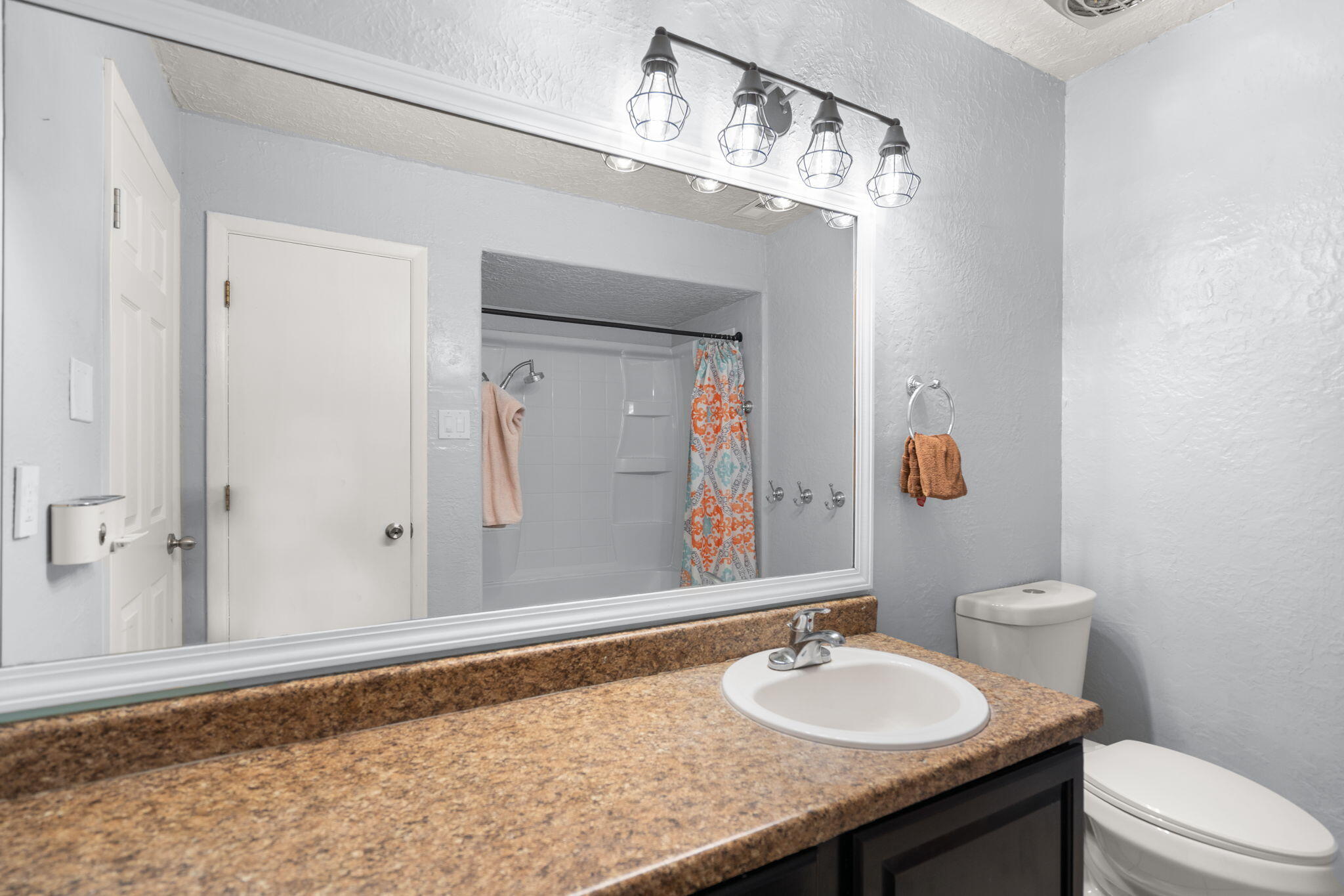 Photo 6 — 3705 35th Circle SE
