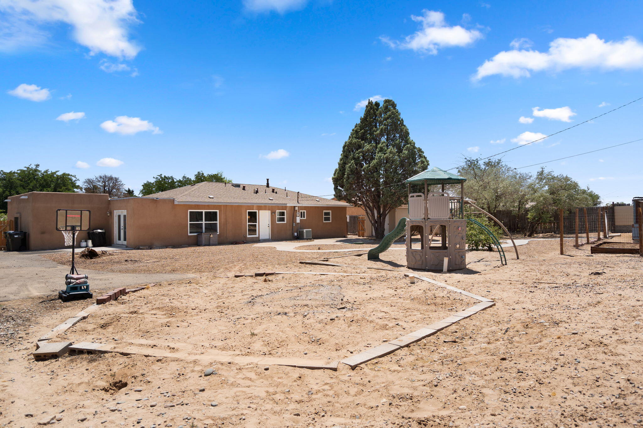 Photo 4 — 3705 35th Circle SE