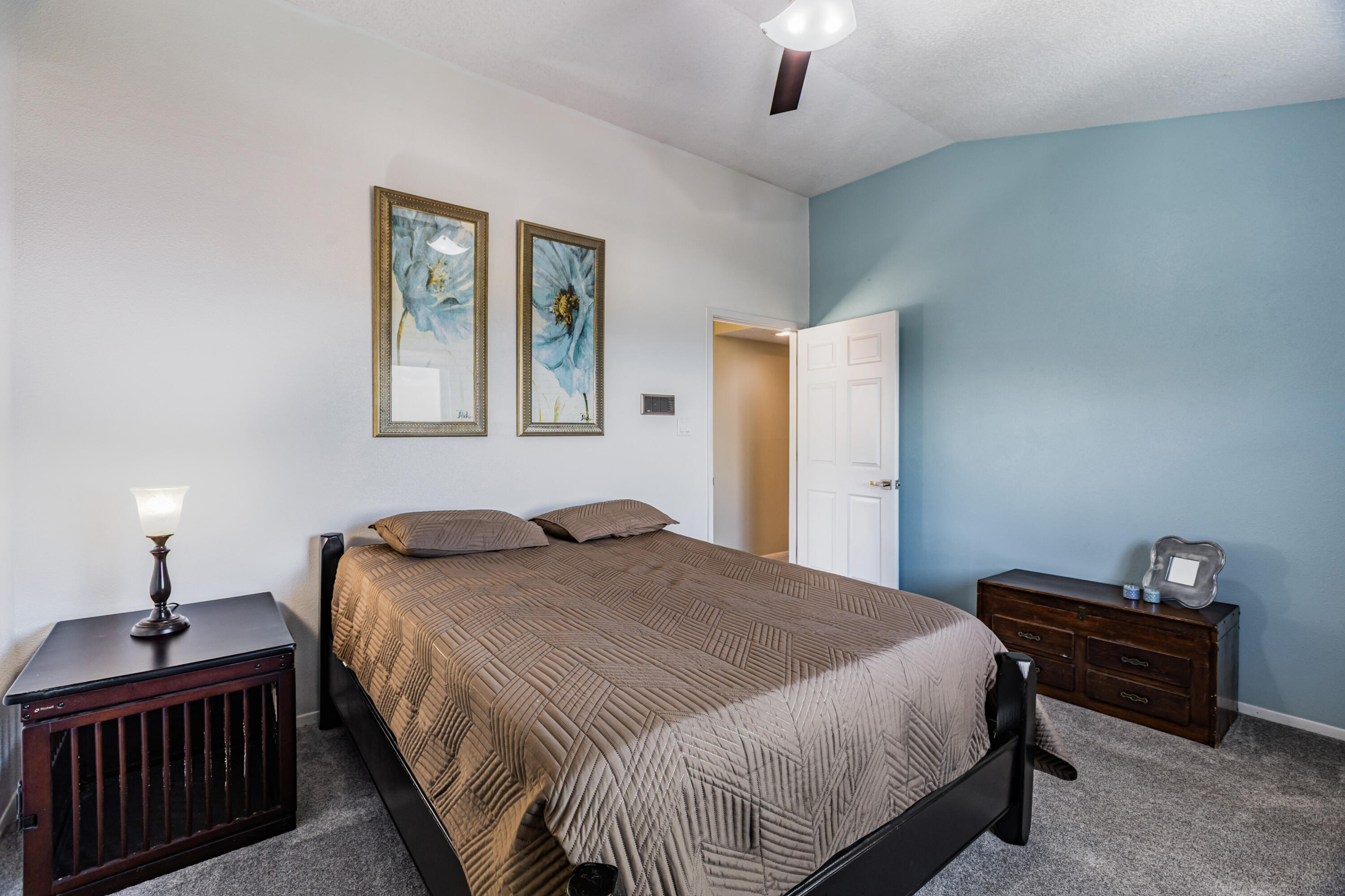 Photo 11 — 13616 Deer Trail Place NE