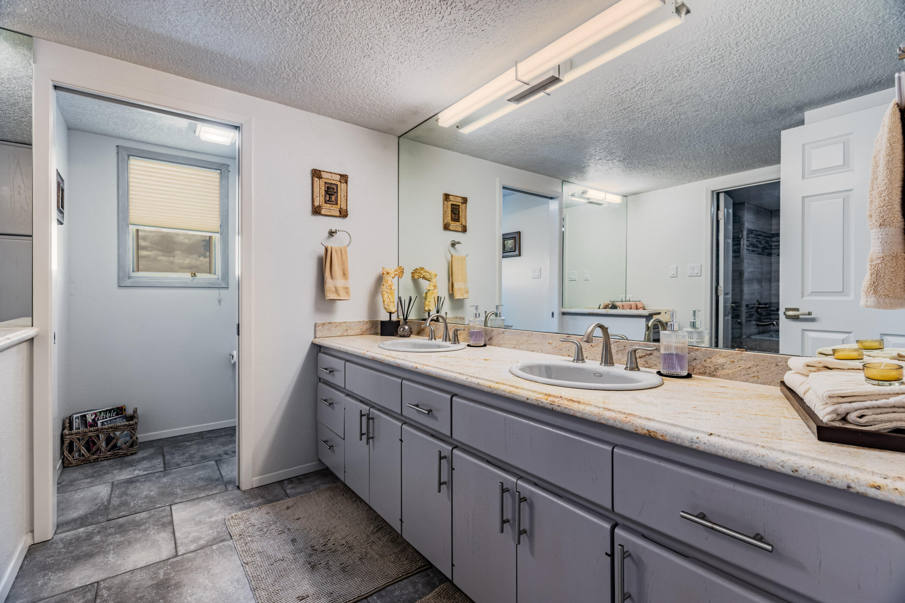 Photo 12 — 13616 Deer Trail Place NE
