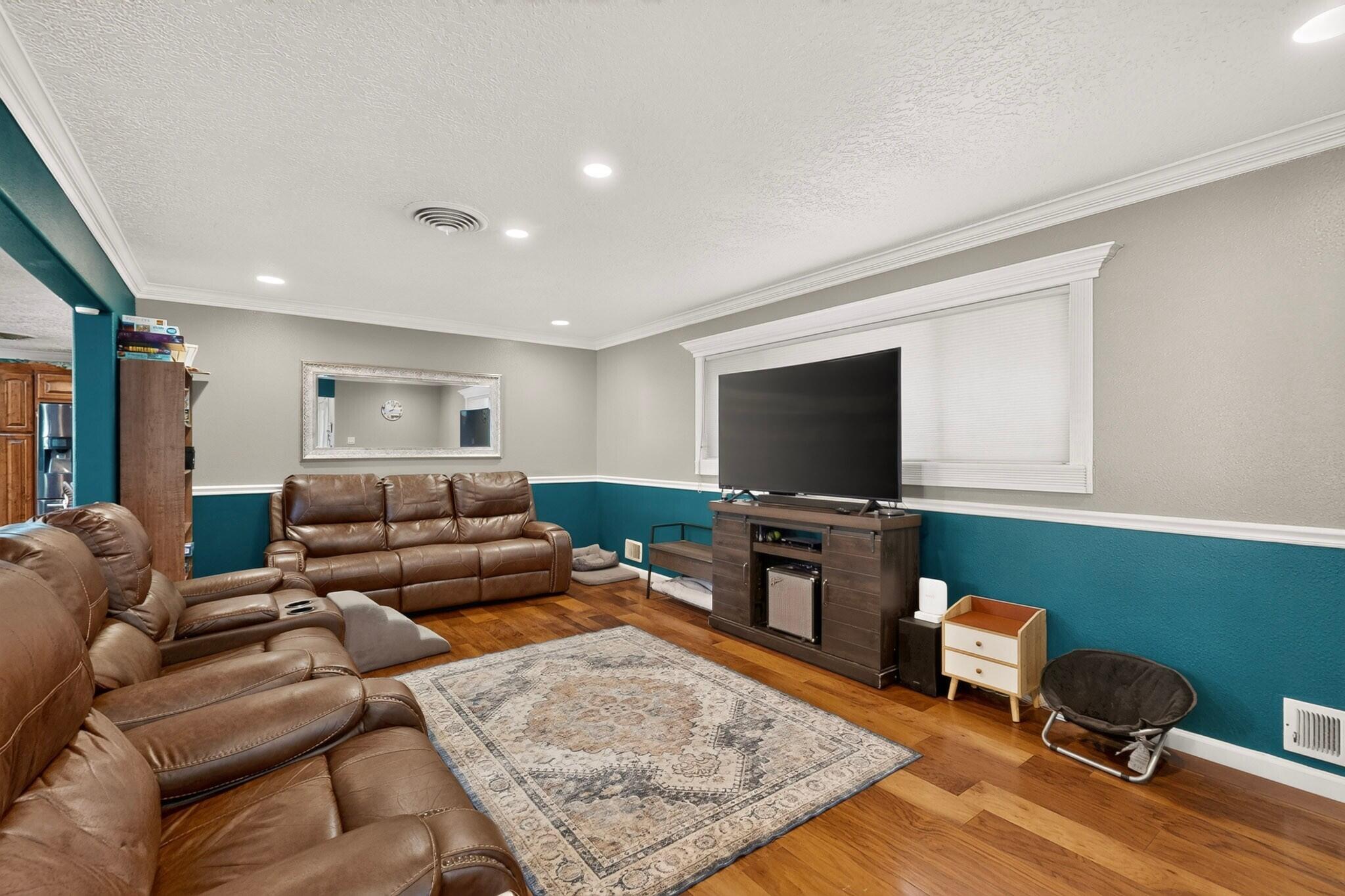 Photo 11 — 8316 Dellwood Road NE