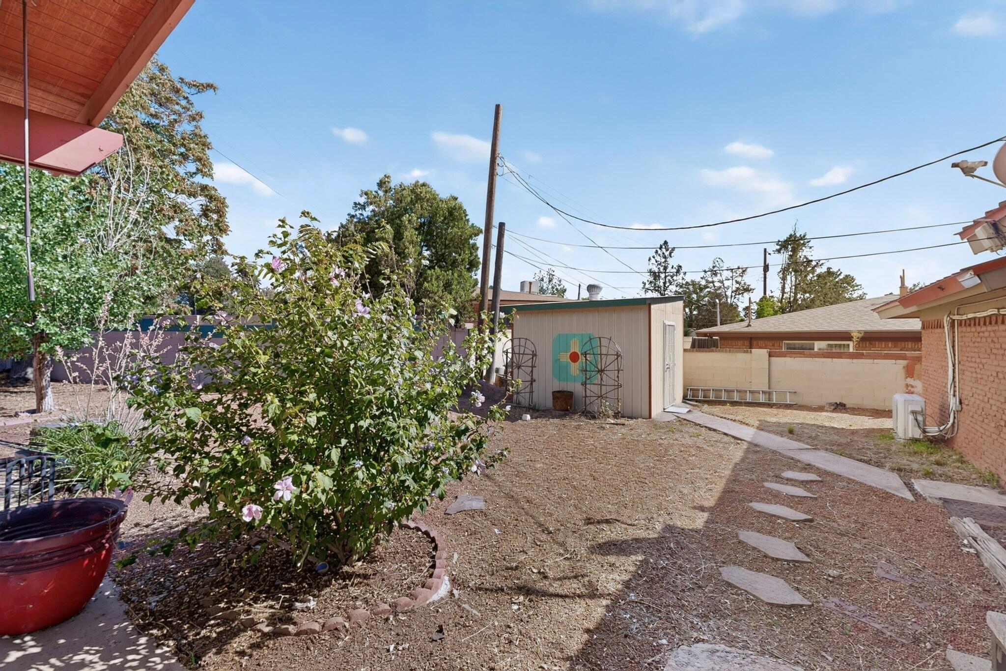 Photo 3 — 8316 Dellwood Road NE