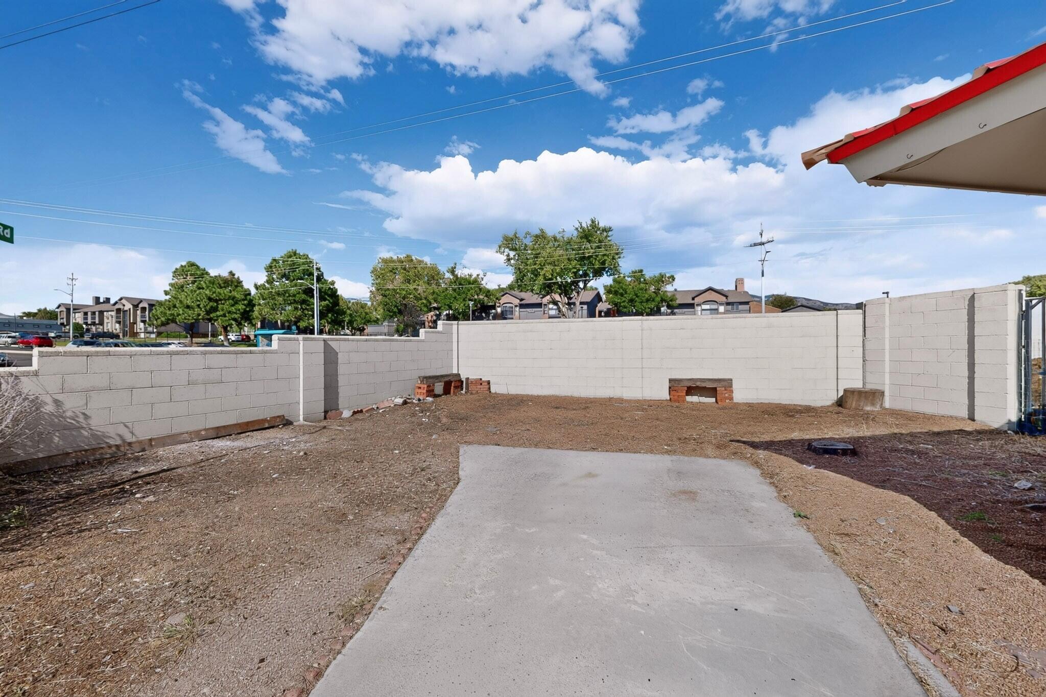 Photo 5 — 8316 Dellwood Road NE