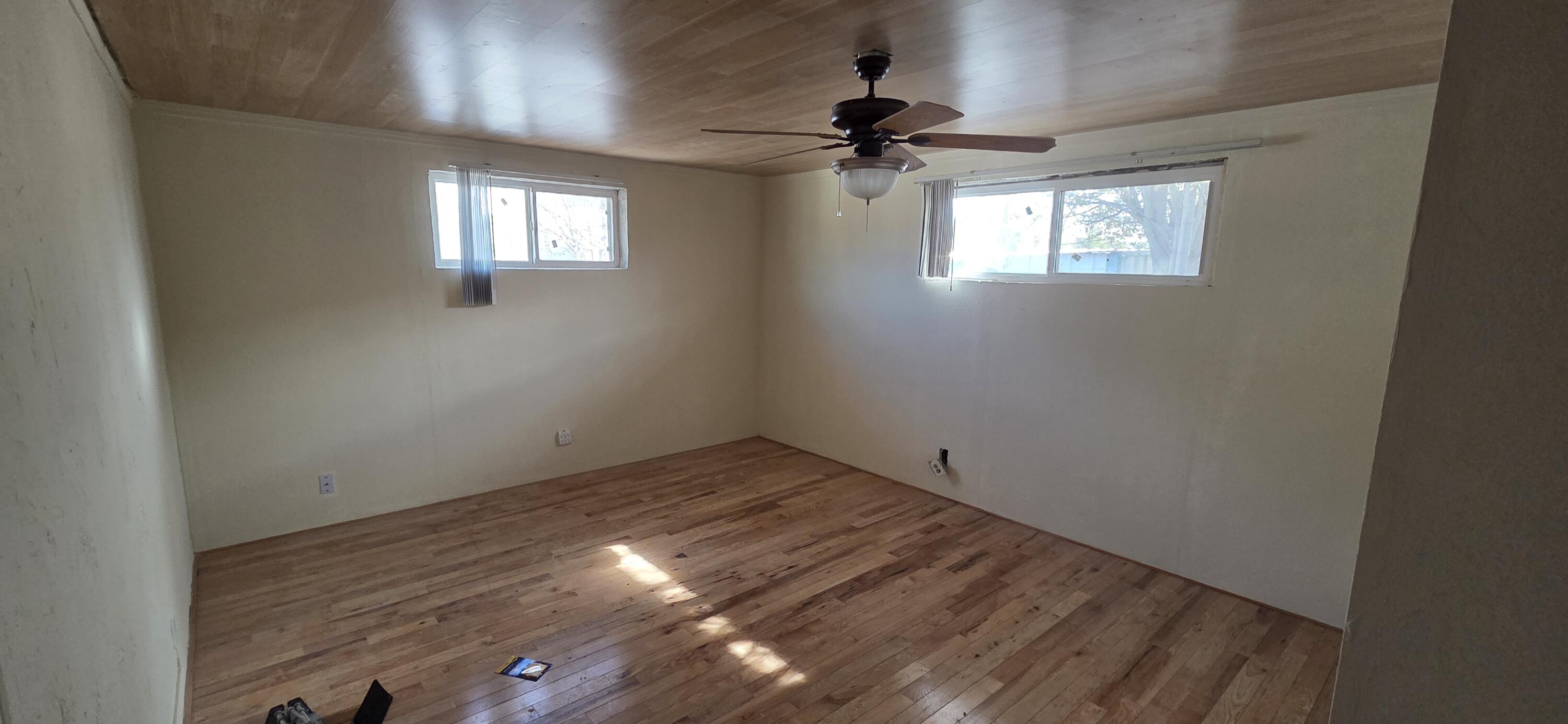 Photo 3 — 518 Valencia Drive SE