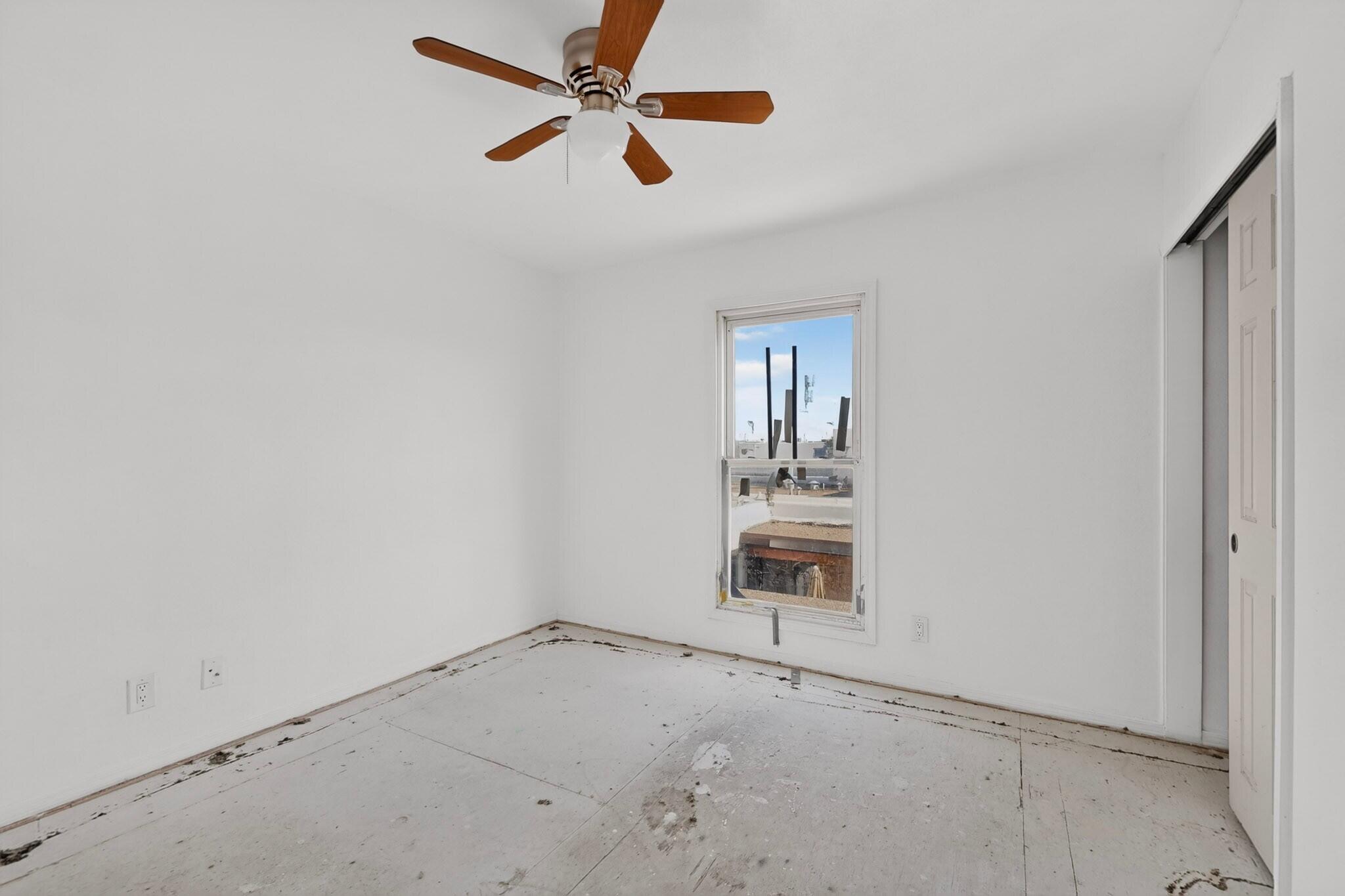 Photo 4 — 71 Calle Loma Parda NW