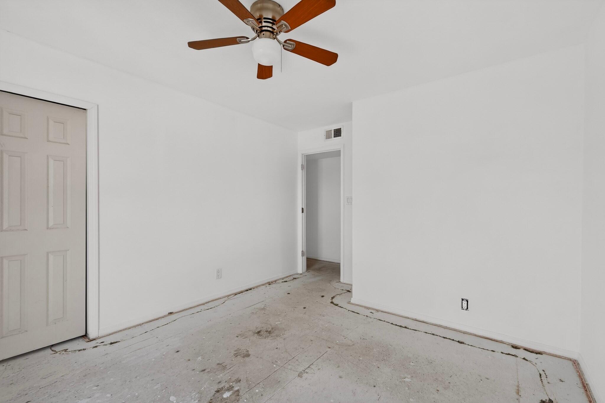 Photo 6 — 71 Calle Loma Parda NW