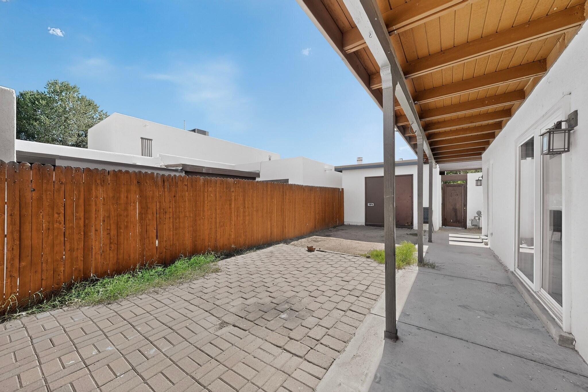 Photo 10 — 71 Calle Loma Parda NW