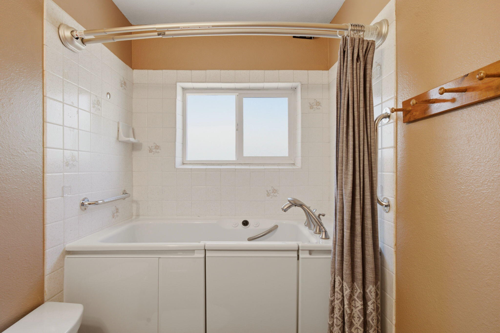 Photo 20 — 1312 Boatright Drive NE