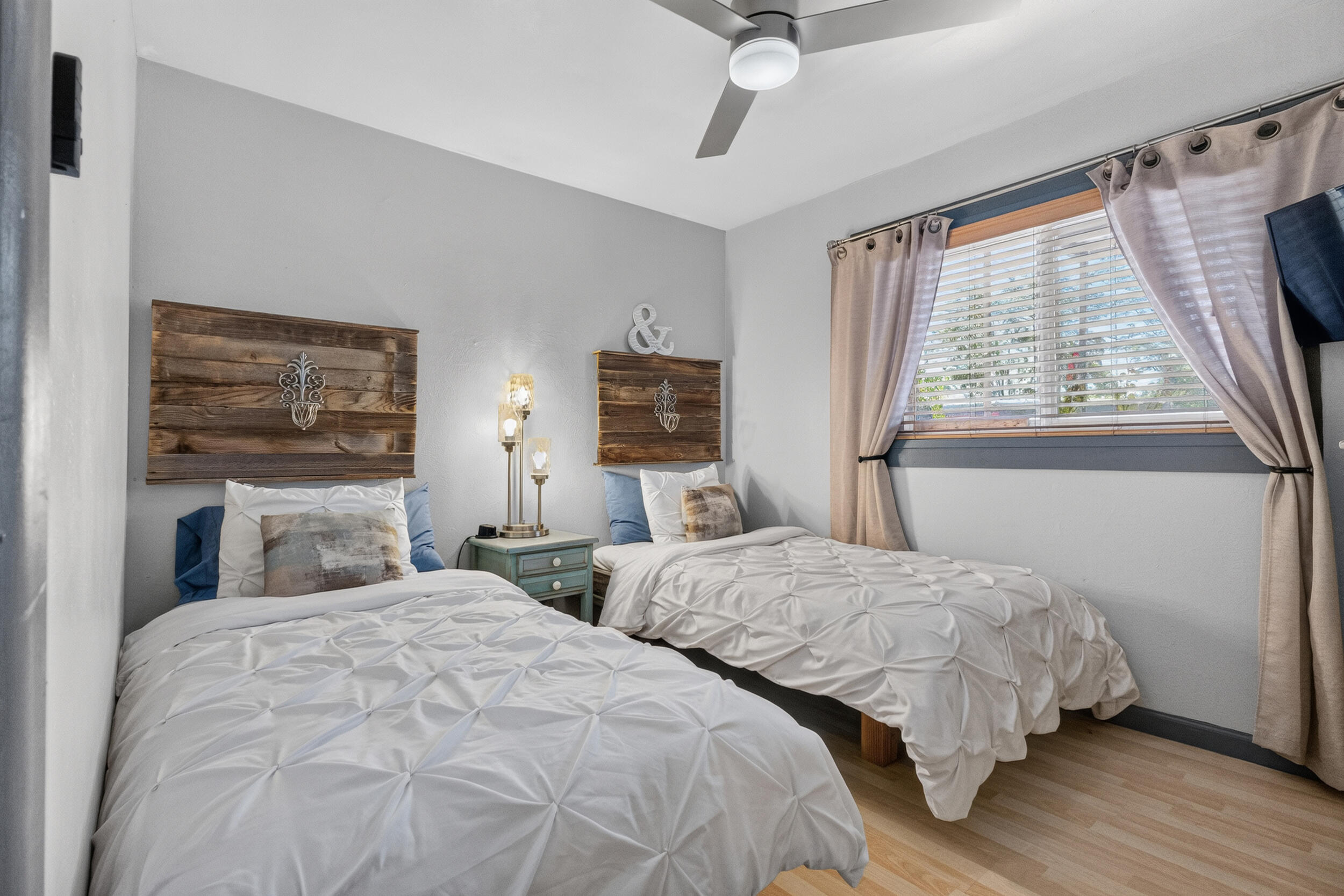 Photo 20 — 8403 Haines Avenue NE
