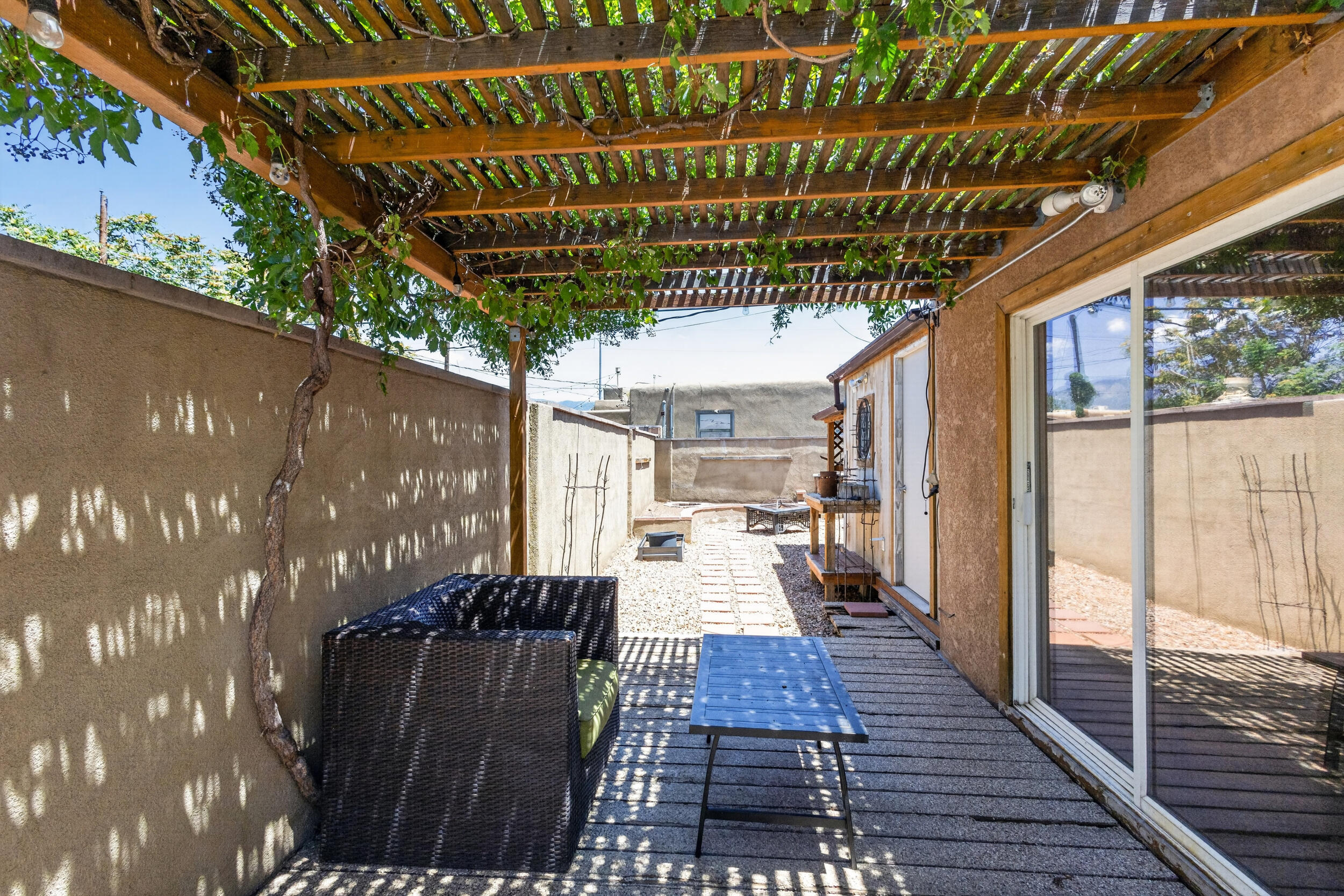 Photo 3 — 8403 Haines Avenue NE