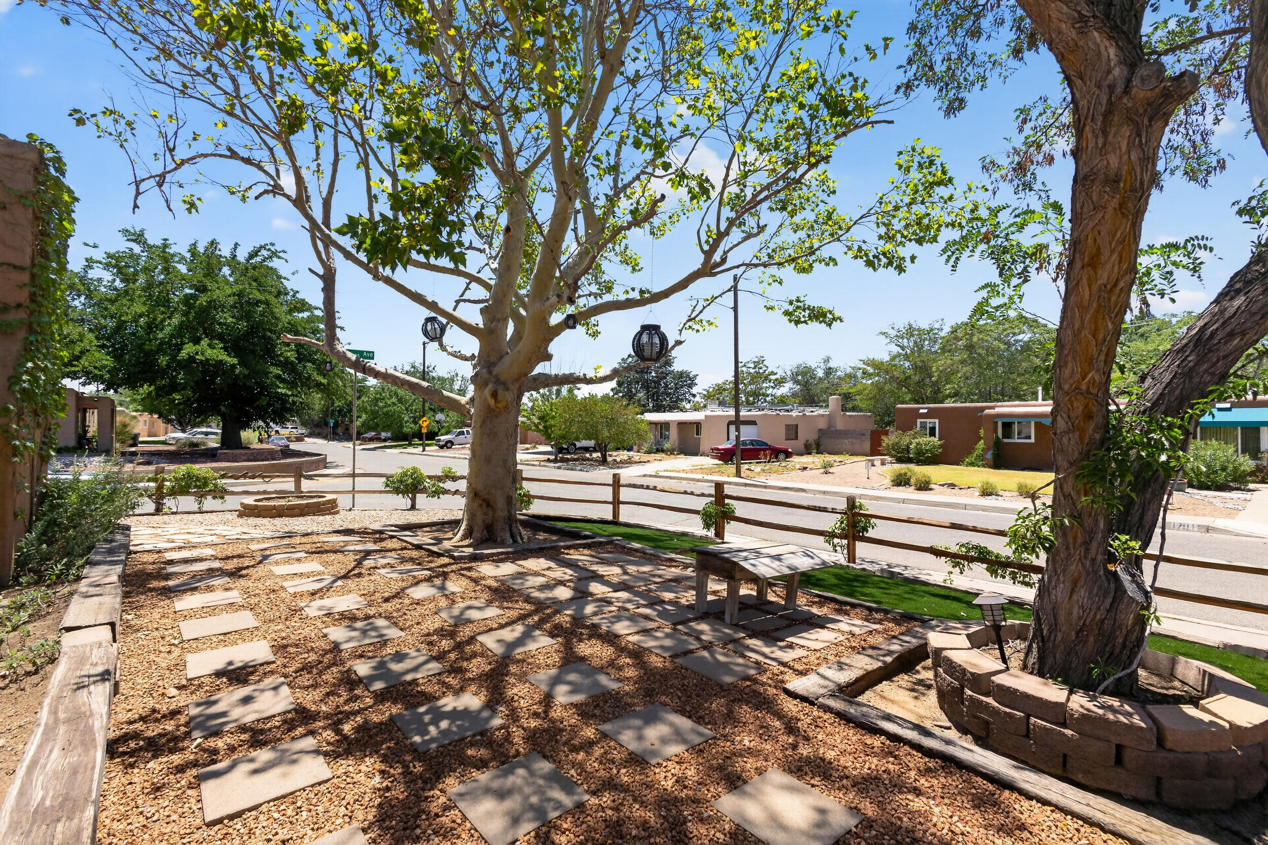 Photo 7 — 8403 Haines Avenue NE