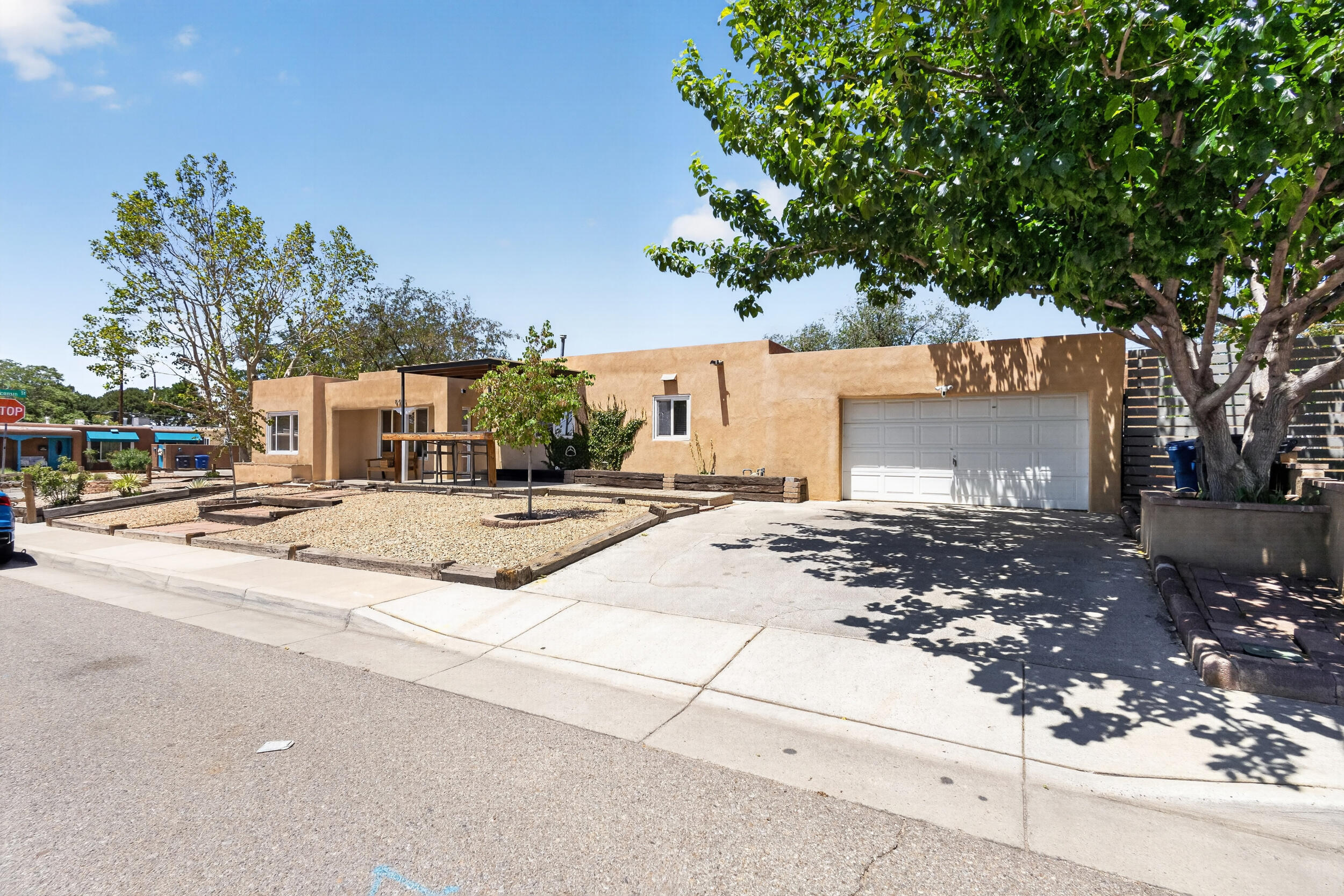 Photo 13 — 8403 Haines Avenue NE