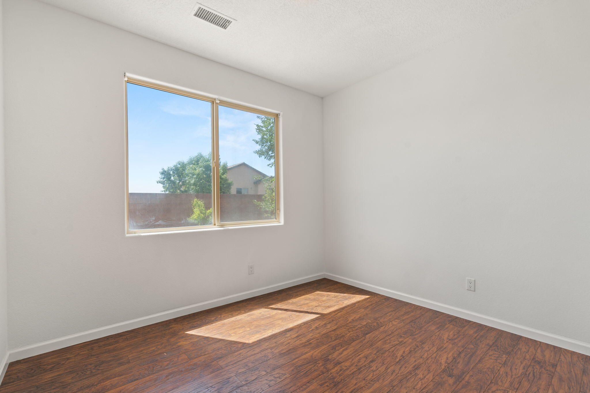 Photo 16 — 2830 Cedro Lane SE