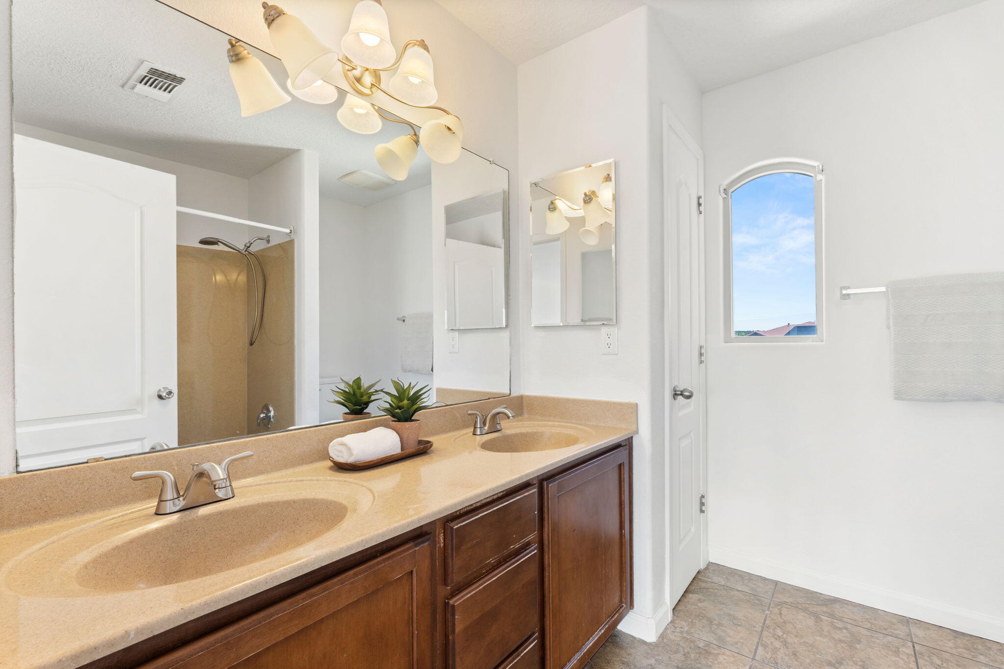 Photo 11 — 2830 Cedro Lane SE