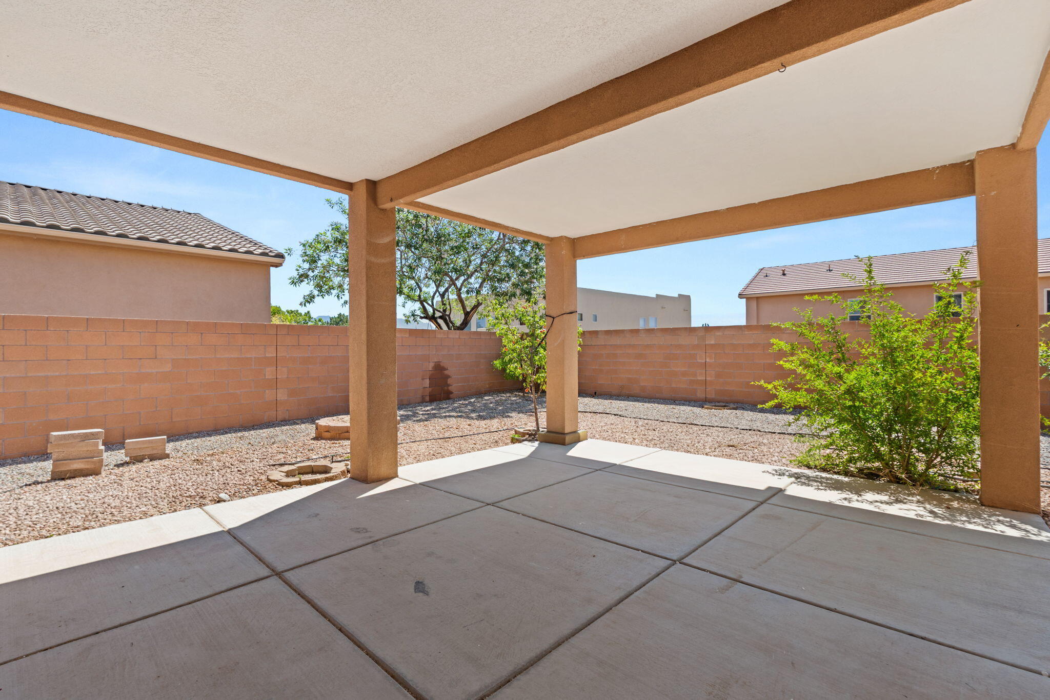 Photo 7 — 2830 Cedro Lane SE
