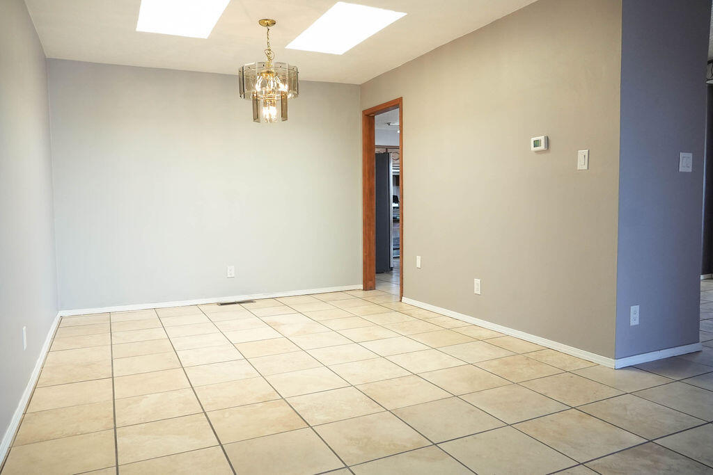 Photo 8 — 1625 Bluffside Place NW