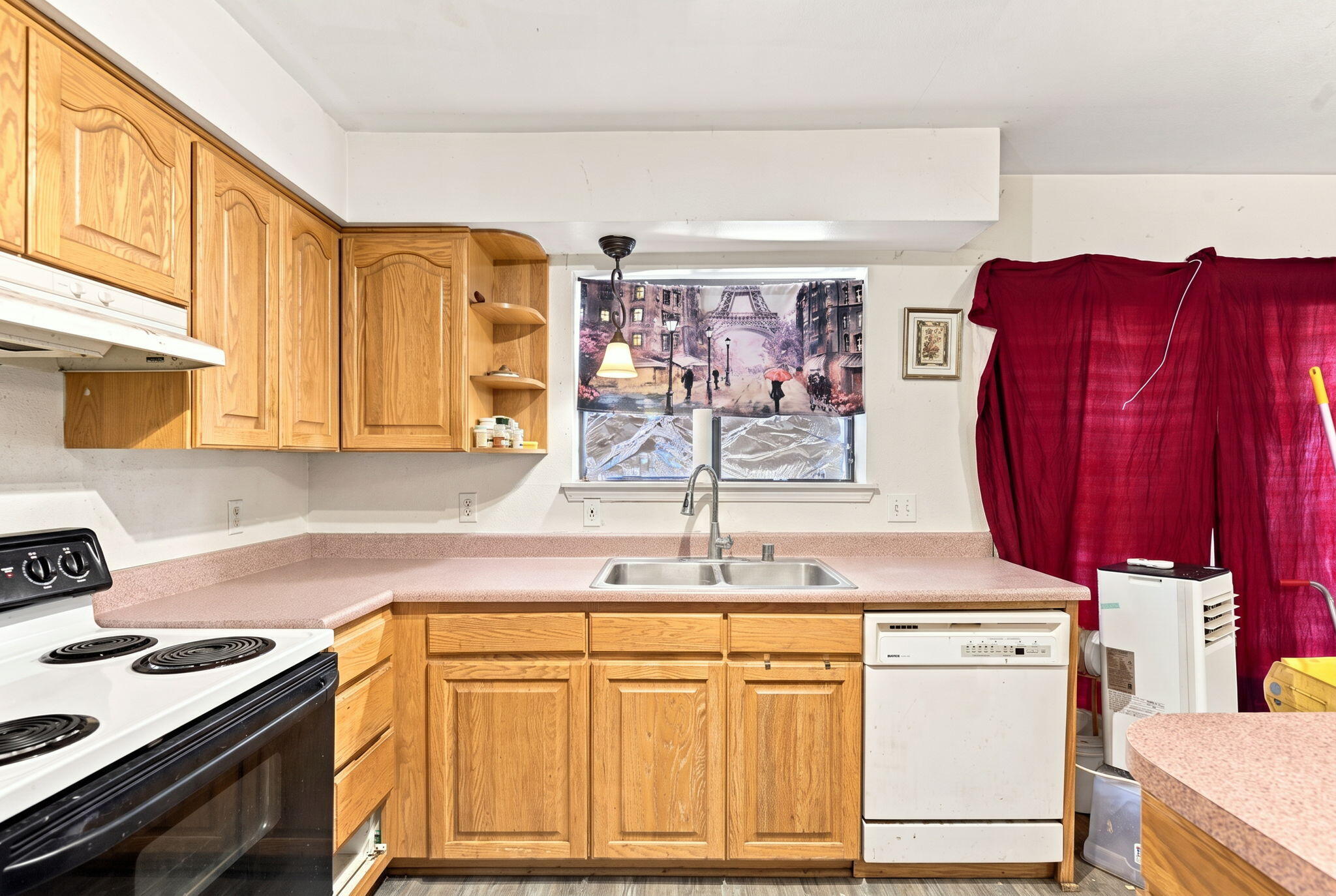 Photo 3 — 1209 FOURTH Street