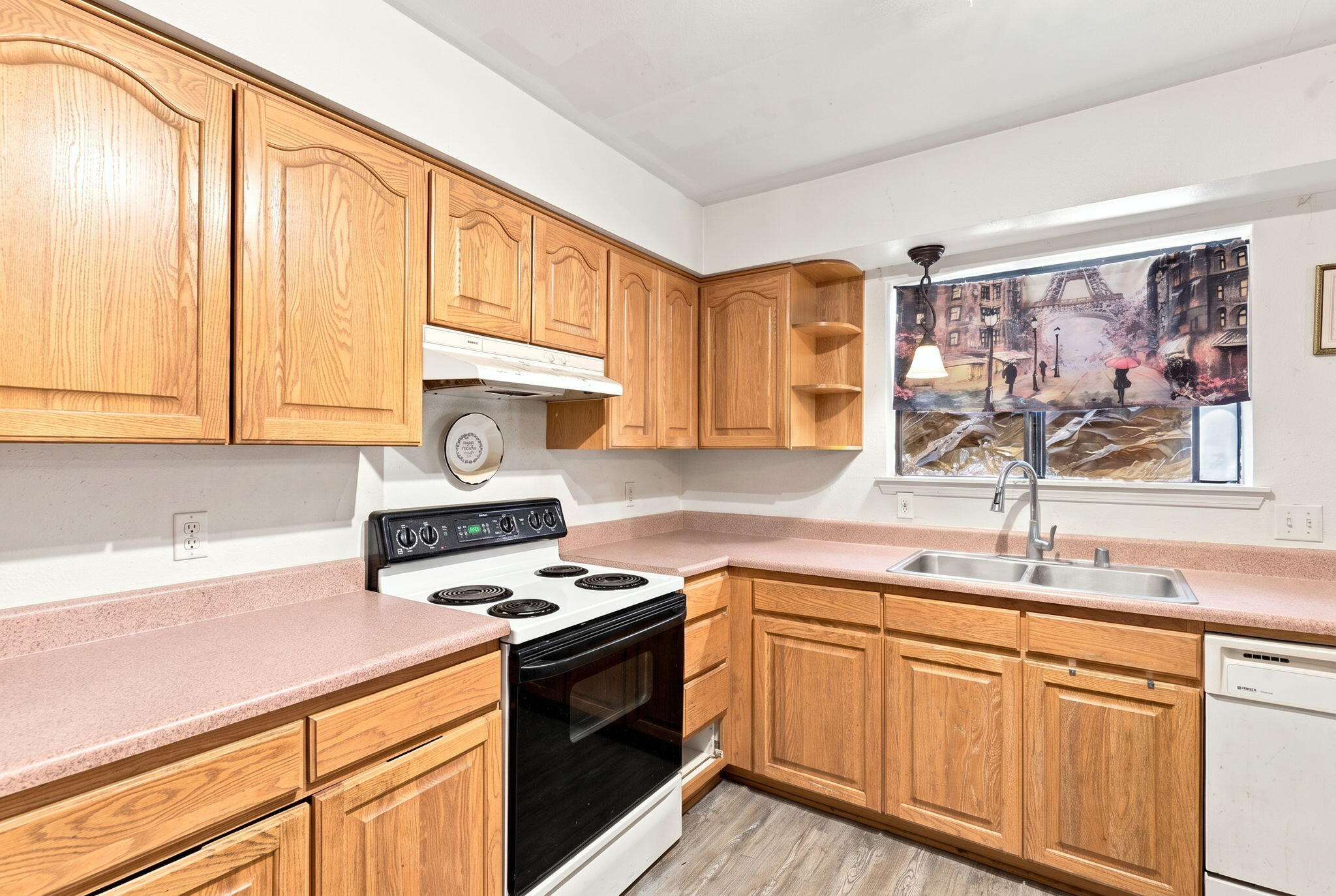 Photo 4 — 1209 FOURTH Street