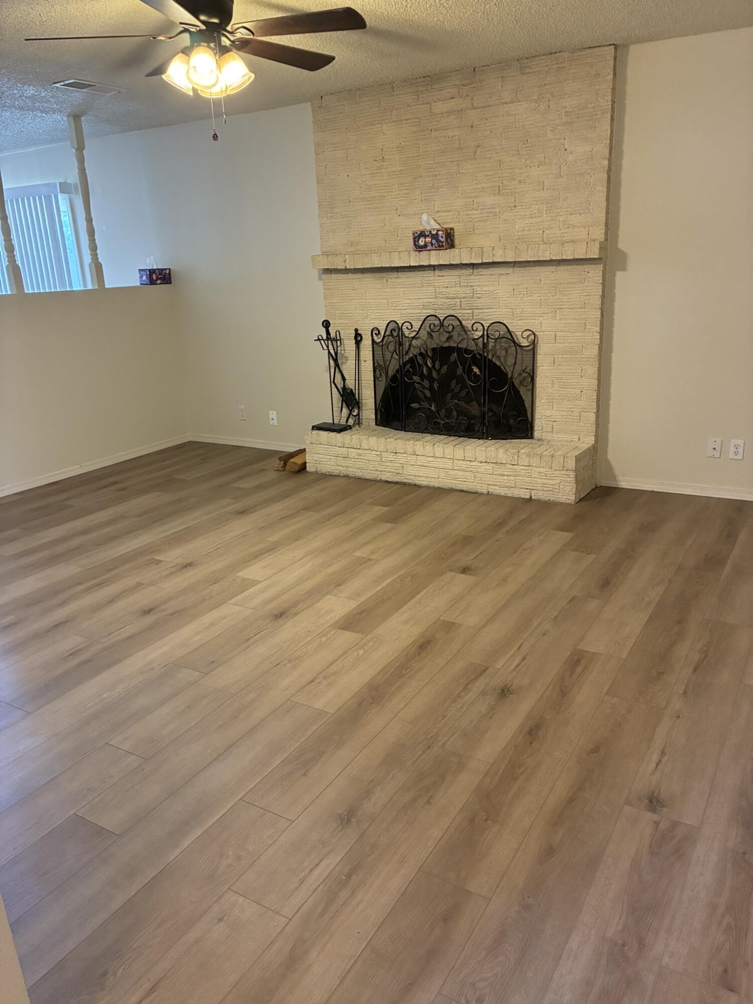 Photo 3 — 11528 Nassau Drive NE