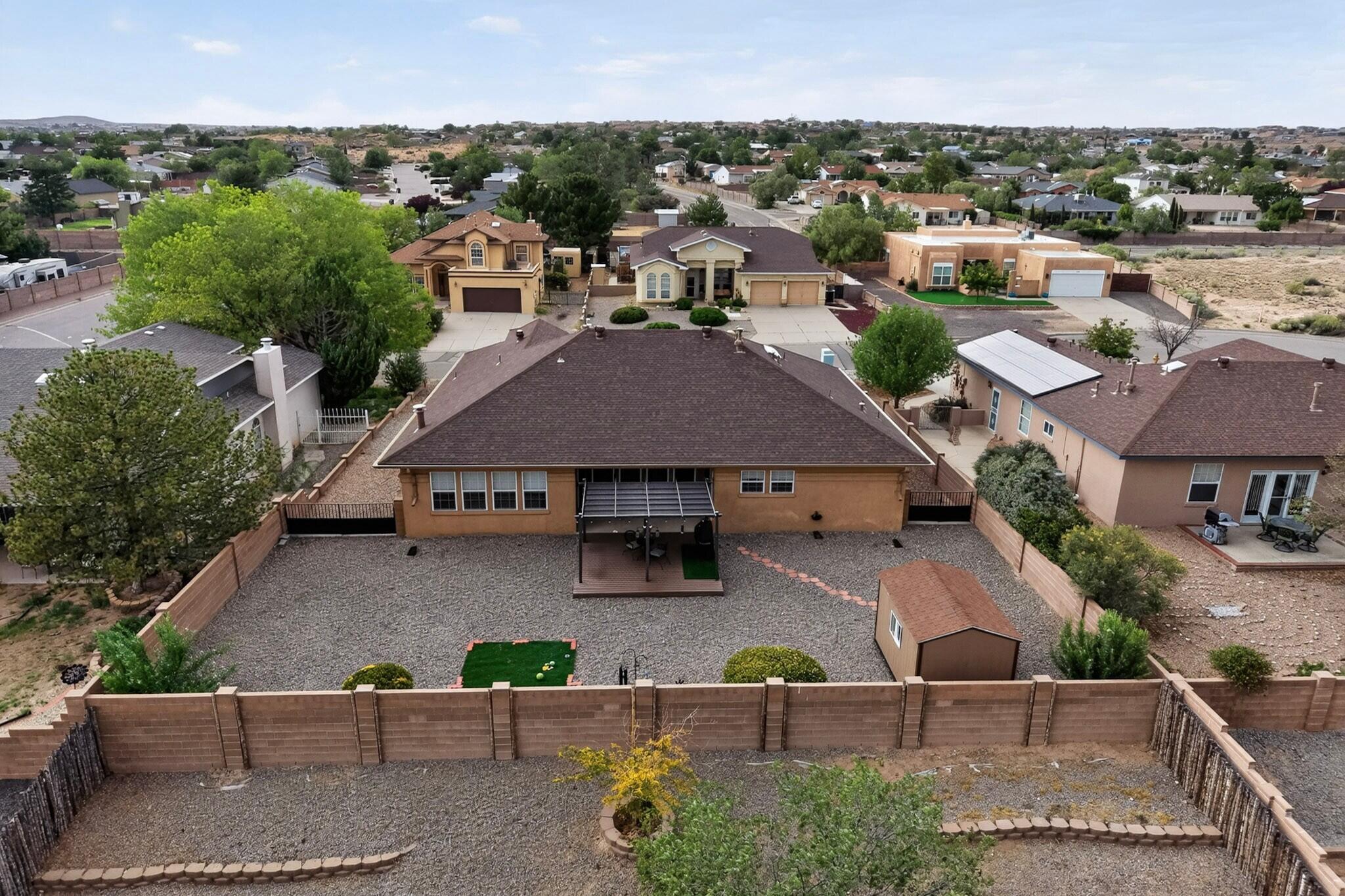 Photo 8 — 2441 Manzano Loop NE