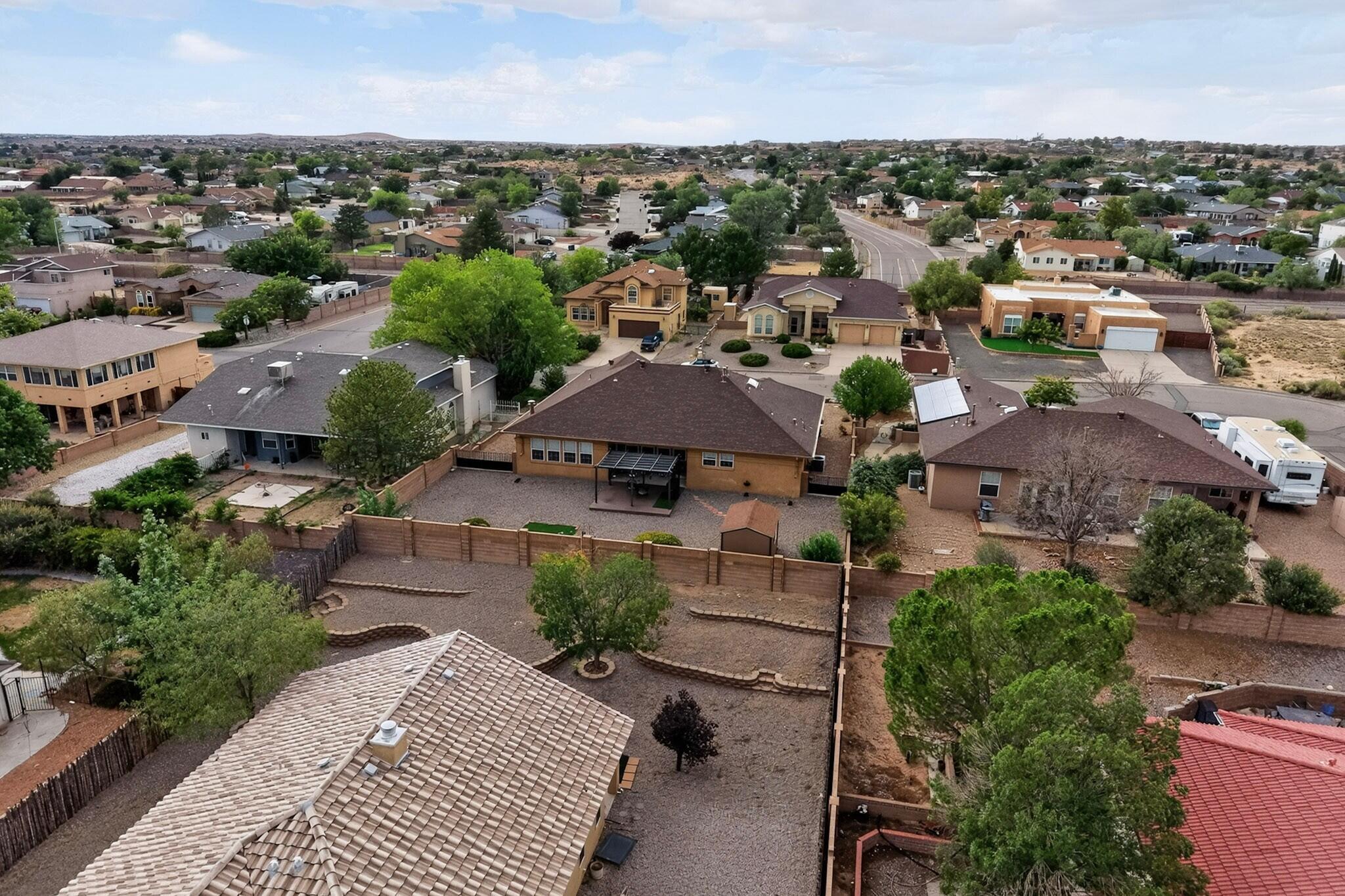 Photo 5 — 2441 Manzano Loop NE