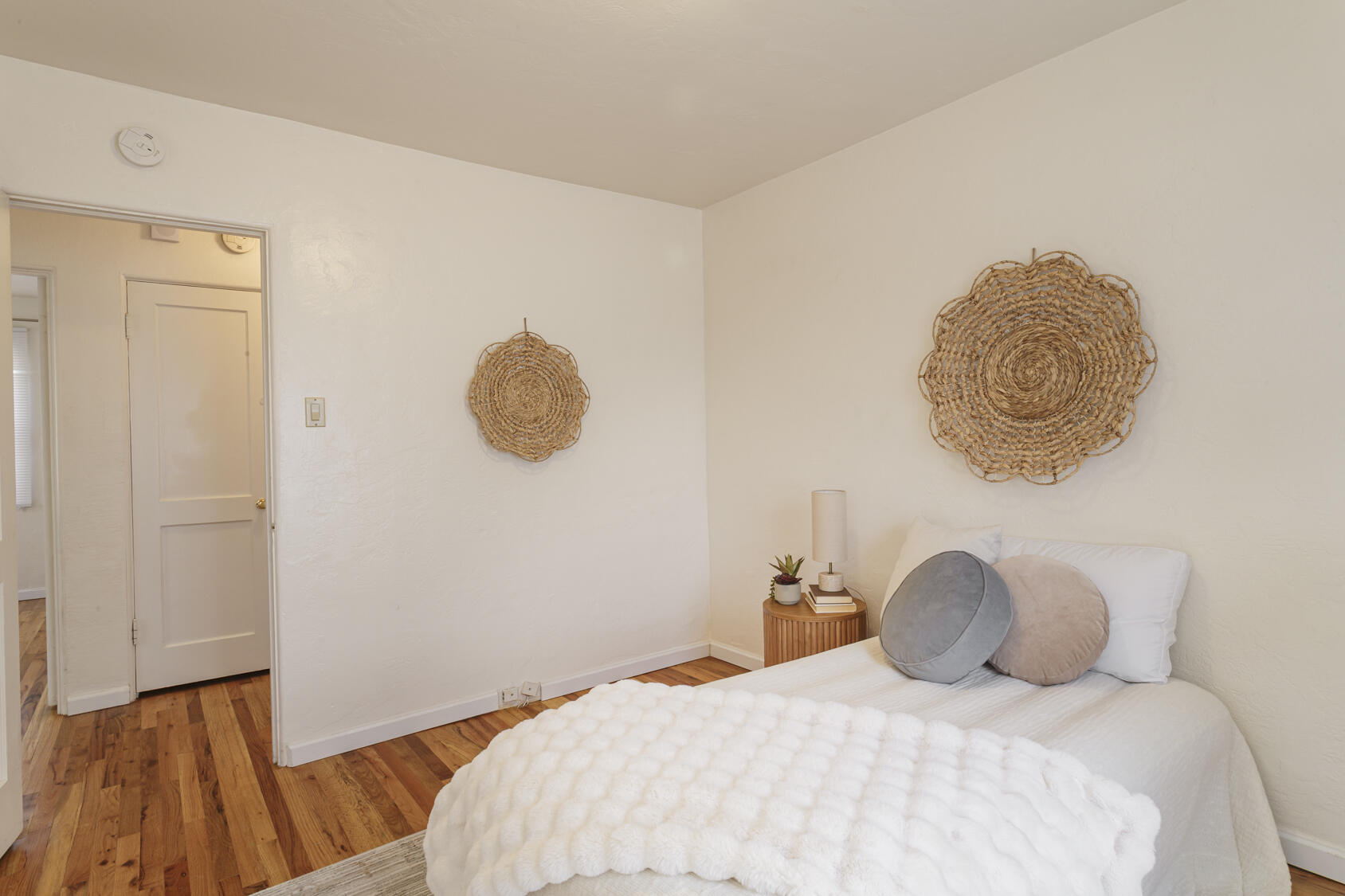 Photo 8 — 4706 Southern Avenue SE