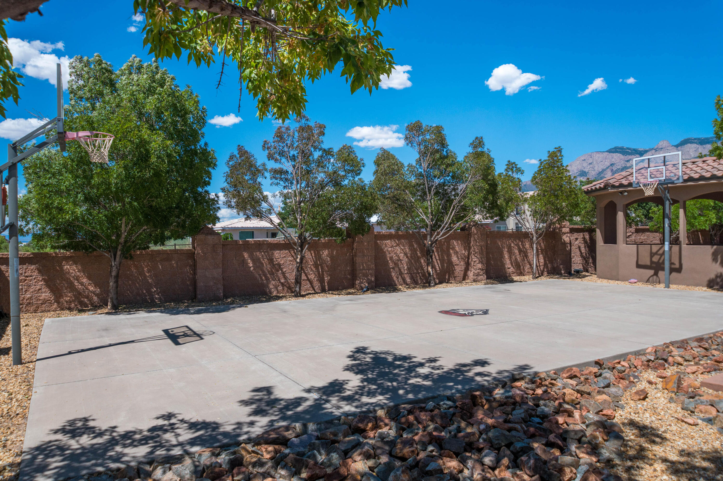 Photo 4 — 8801 Glendale Avenue NE