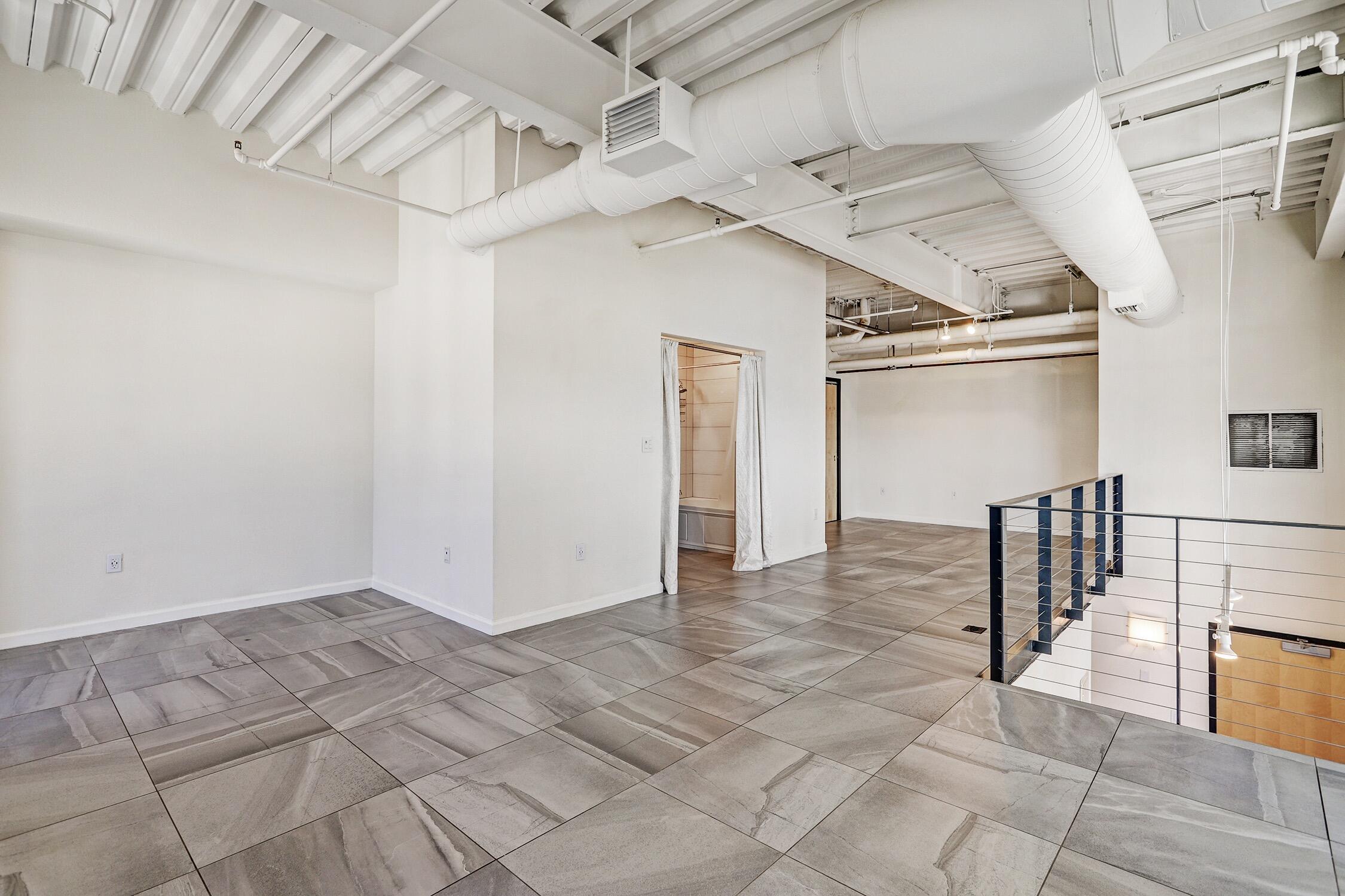 Photo 17 — 524 Central Avenue SW PH D