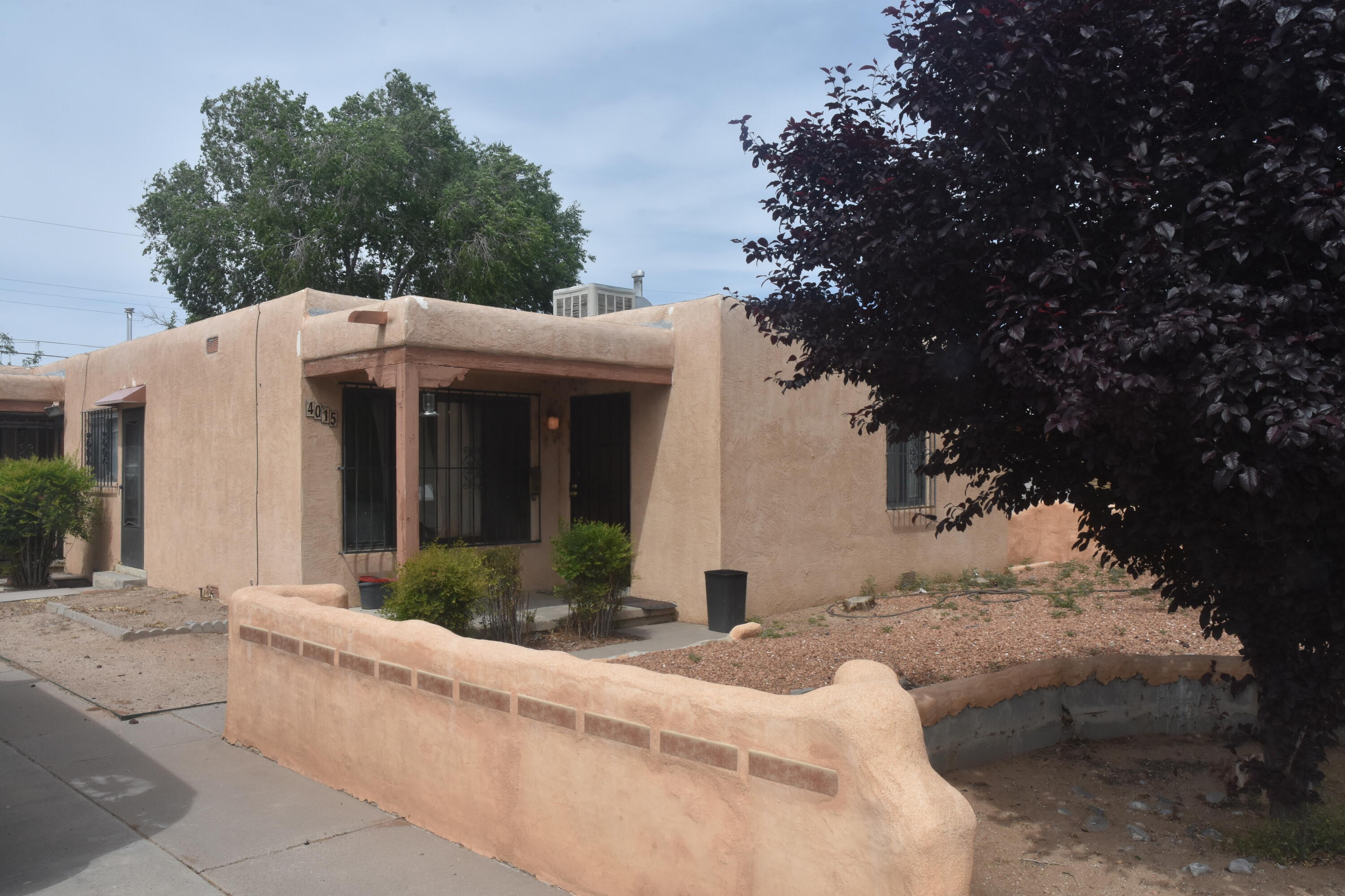 4013 Thaxton Avenue SE, Albuquerque, NM 87108