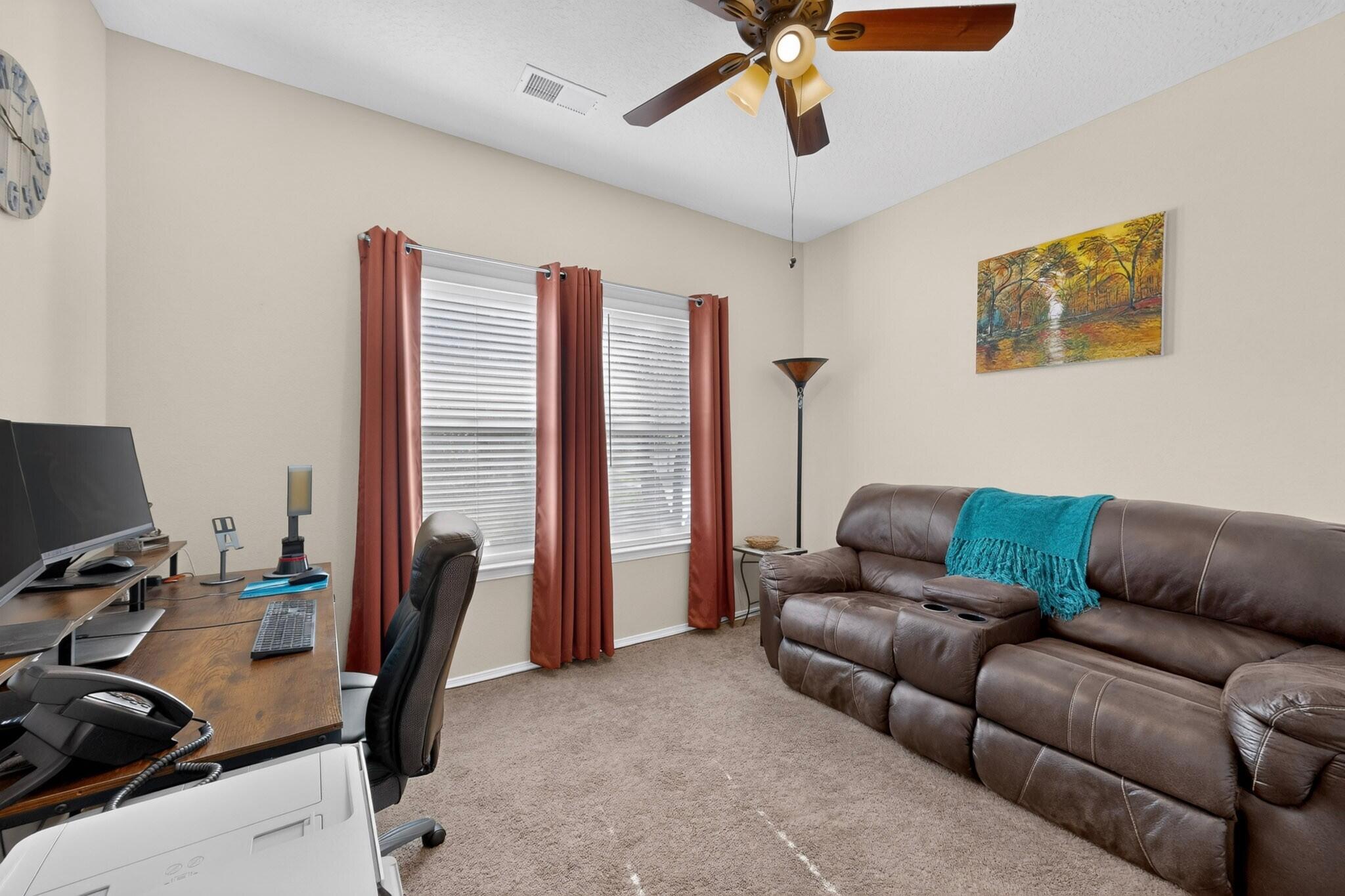 Photo 19 — 10215 Ventana Oeste Drive NW