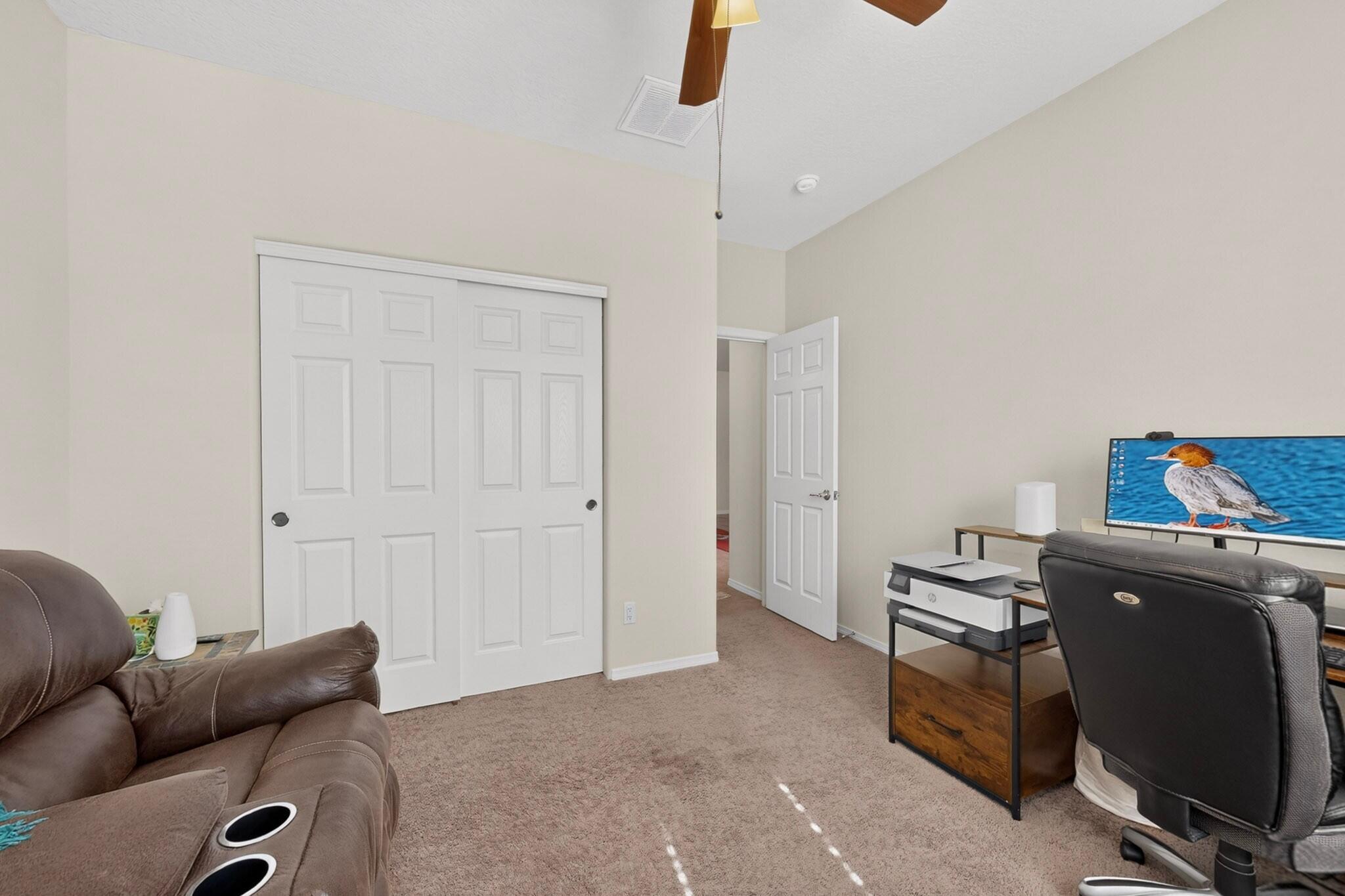 Photo 18 — 10215 Ventana Oeste Drive NW