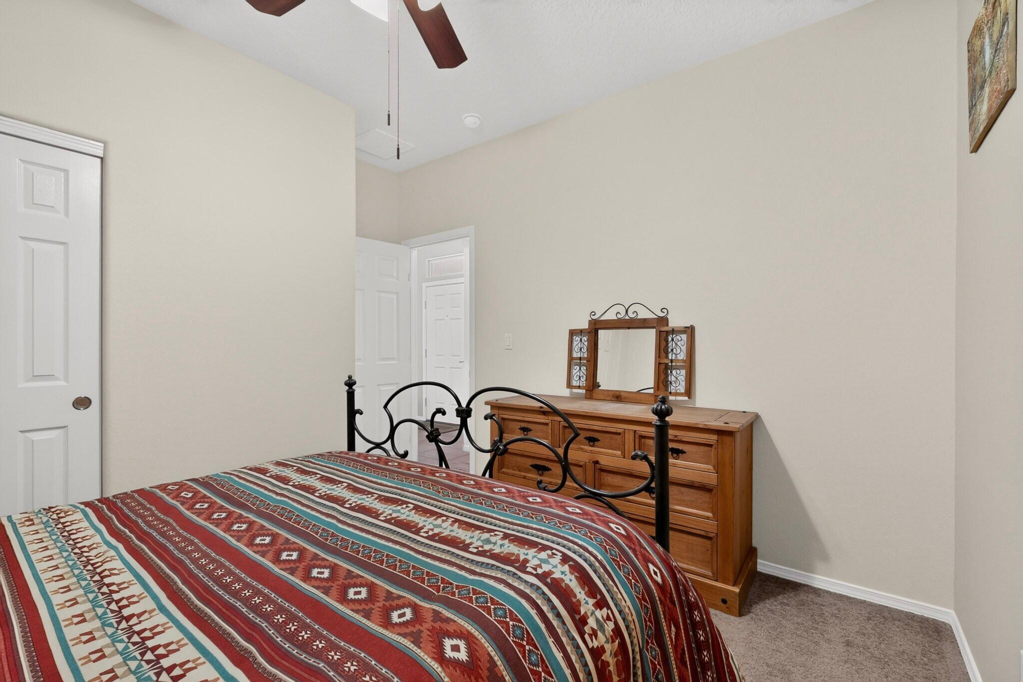 Photo 12 — 10215 Ventana Oeste Drive NW