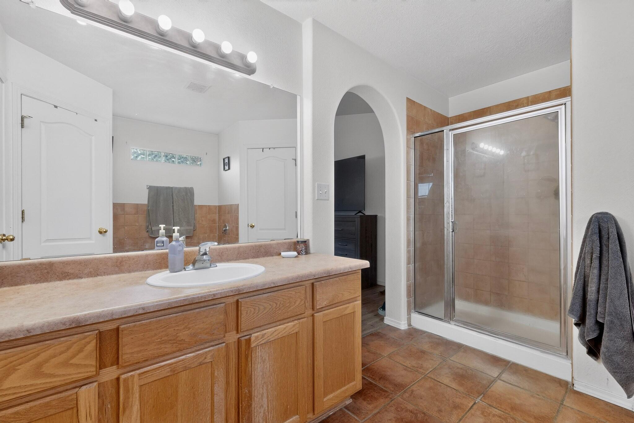 Photo 17 — 10535 Portofino Drive NW