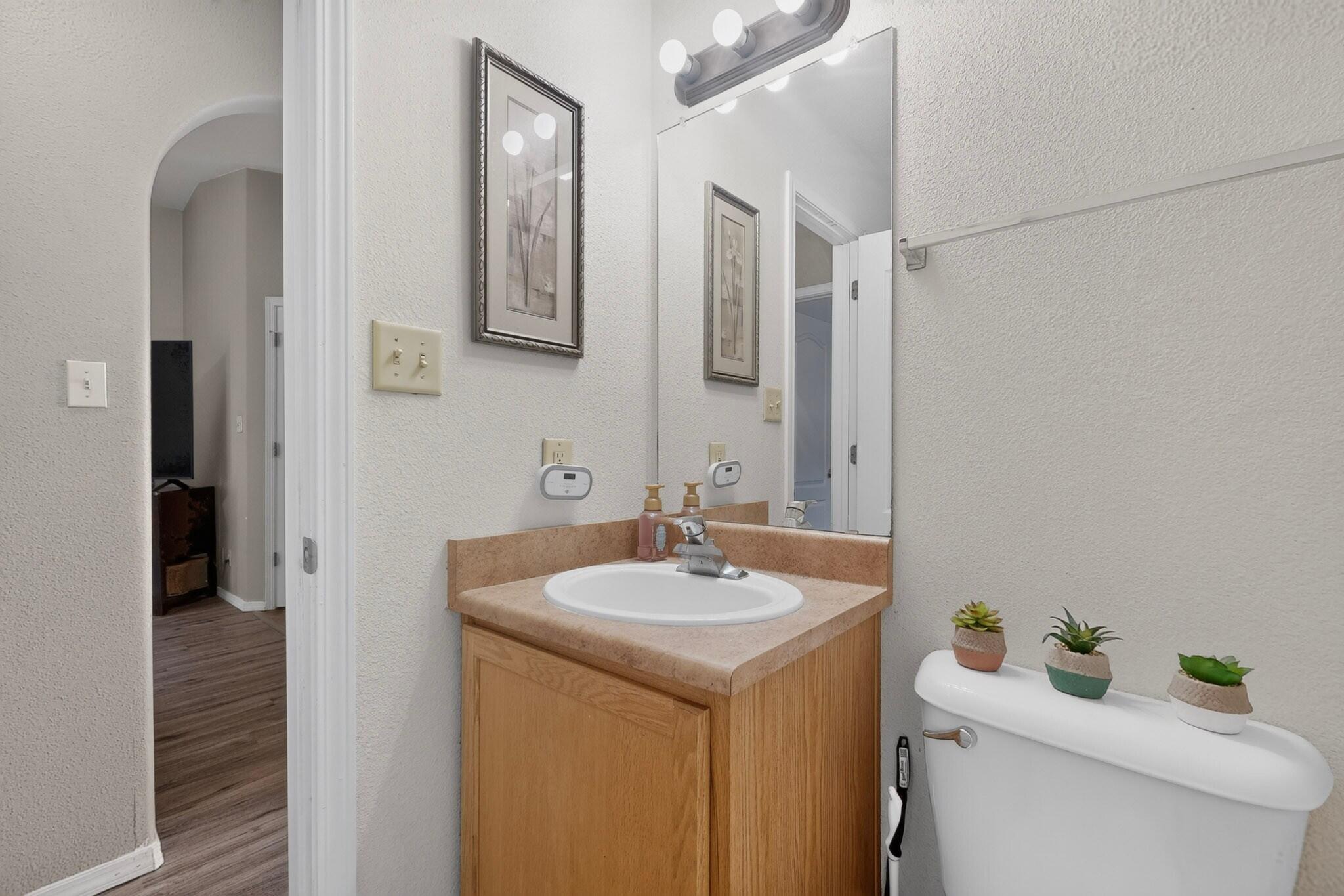 Photo 10 — 10535 Portofino Drive NW