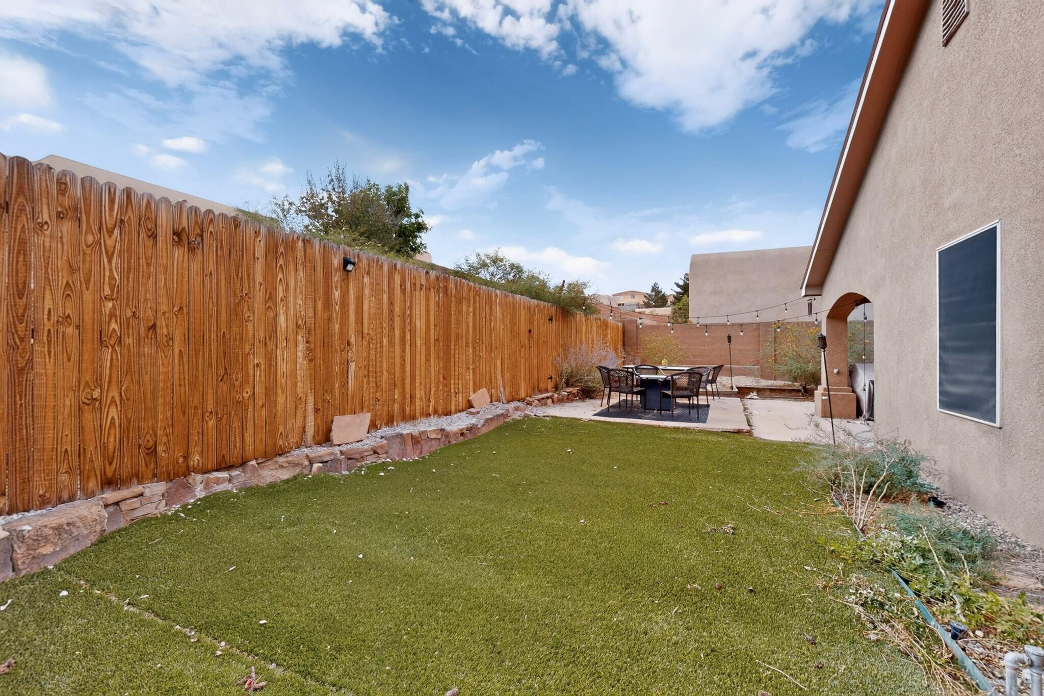 Photo 2 — 10535 Portofino Drive NW
