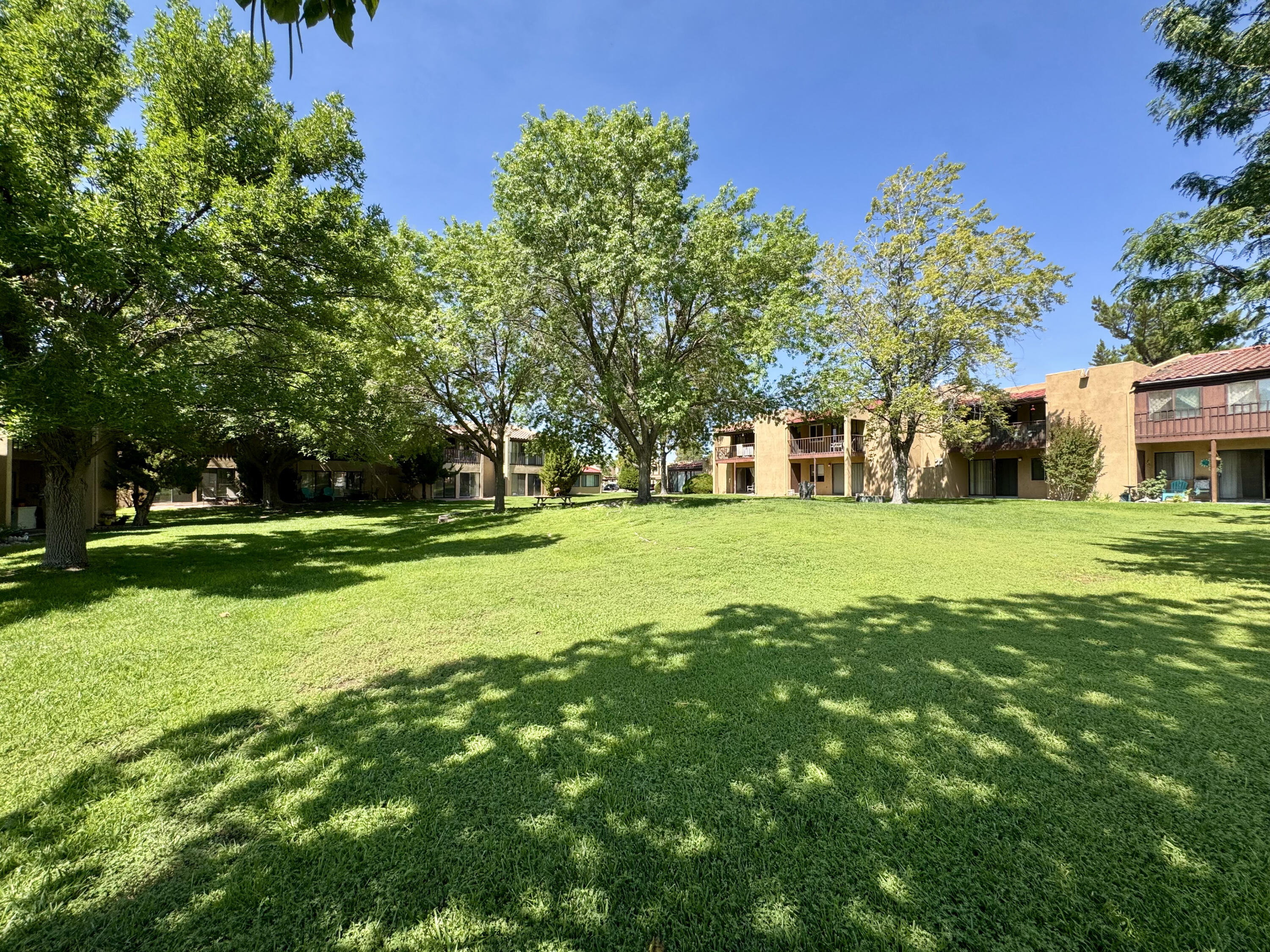 Photo 3 — 917 Country Club Drive SE APT H