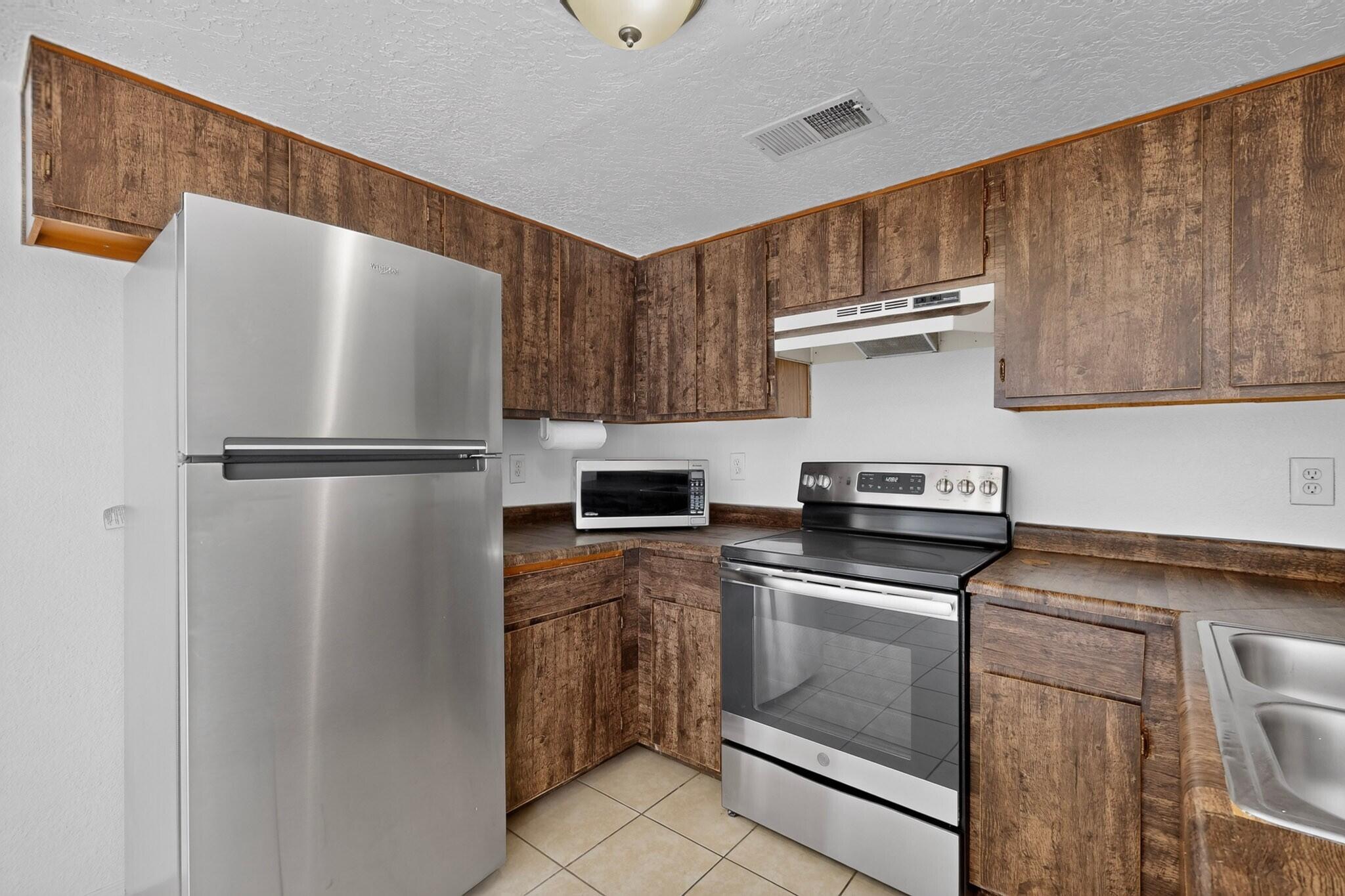 Photo 4 — 8201 Trumbull Avenue SE APT C