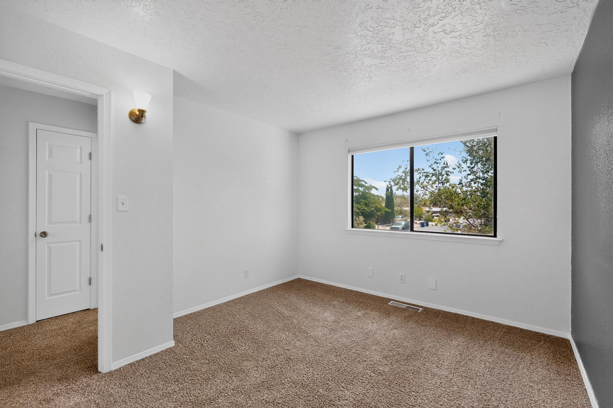 Photo 7 — 8201 Trumbull Avenue SE APT C